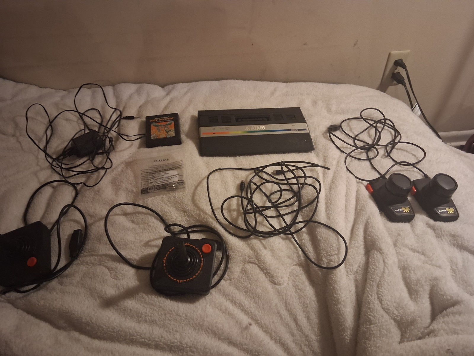 Atari 2600 Jr. Working With Yar’s Revenge, 2 Joysticks, And Paddle Controllers