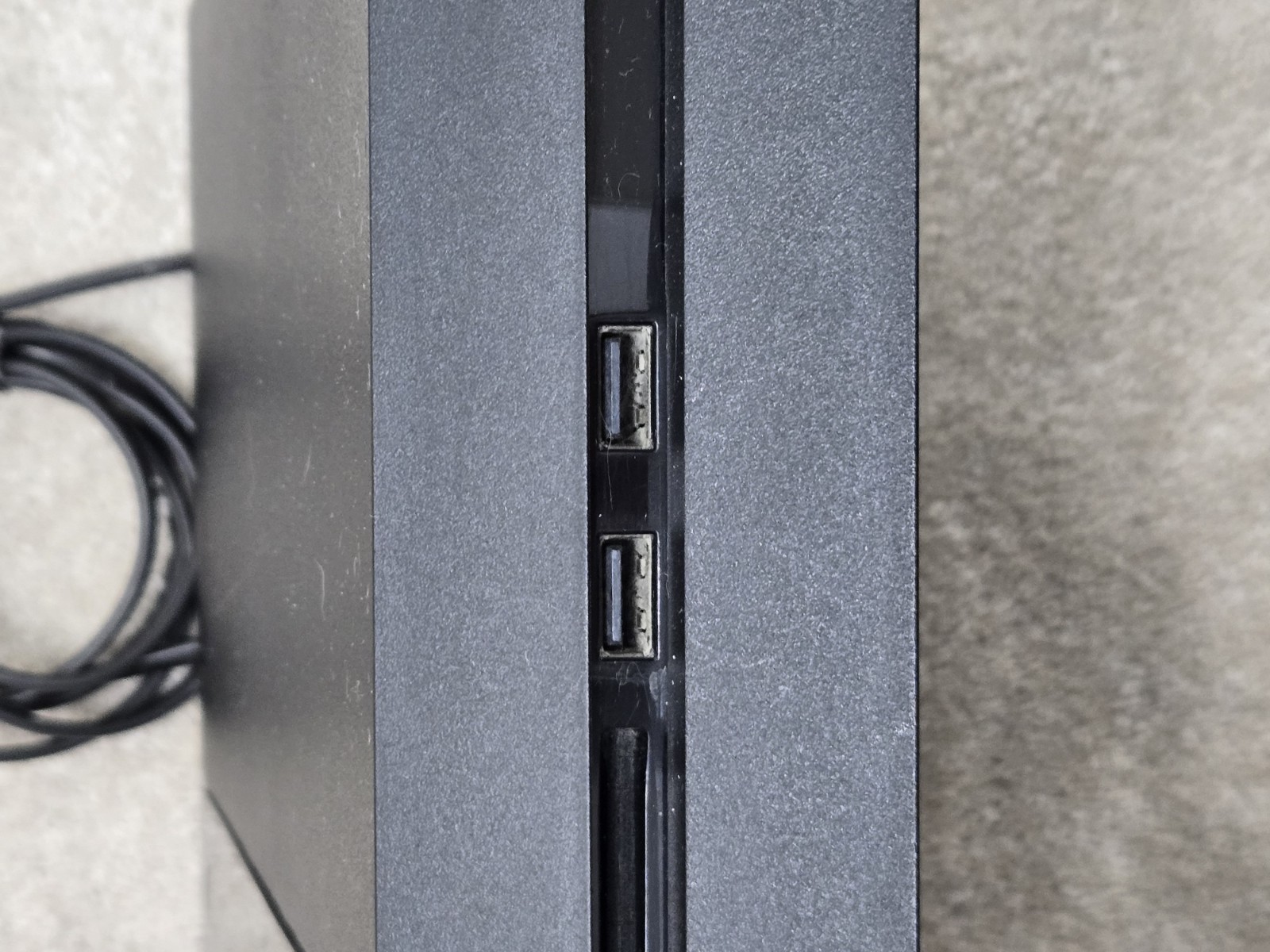 ps4 gaming console CUH-1001A black portable tested family fun 500GB console only