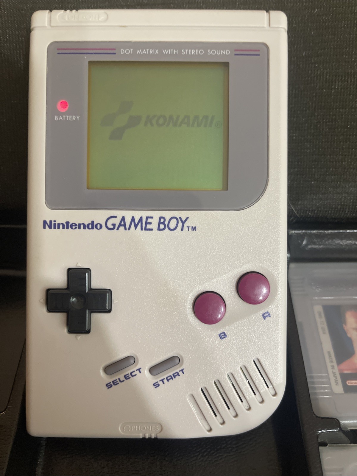 Nintendo Game Boy console and 4 Games With Travel Case & Linkage Cable All Works