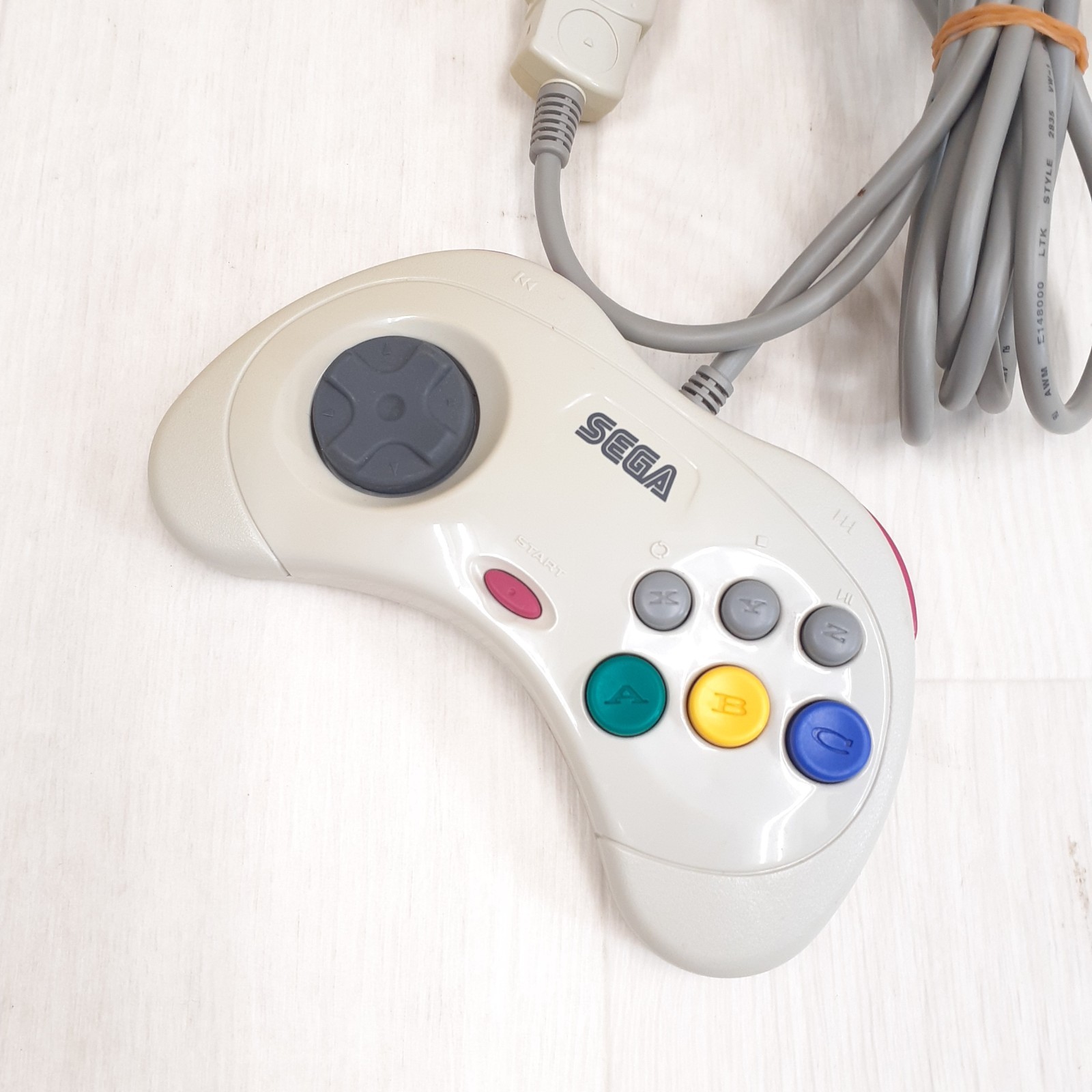 Sega Saturn Console Bundle w/ 2 Controllers 8 Games Tested Japan White HST-3220