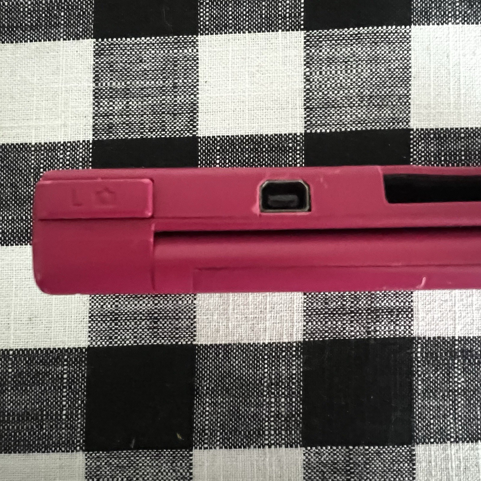*Nintendo DSi Console *Pink *Model #TWL-001 *2GB Disk *New Charger *Video Demo