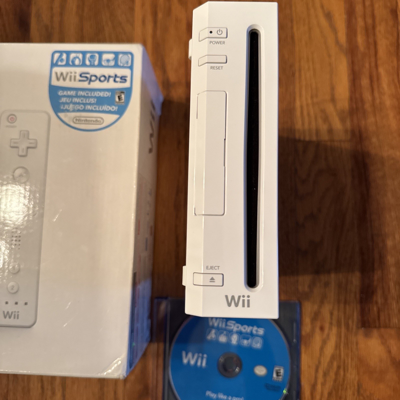 Nintendo Wii RVL-001 White Console Only Tested W/ Original Box & Wii Sports!