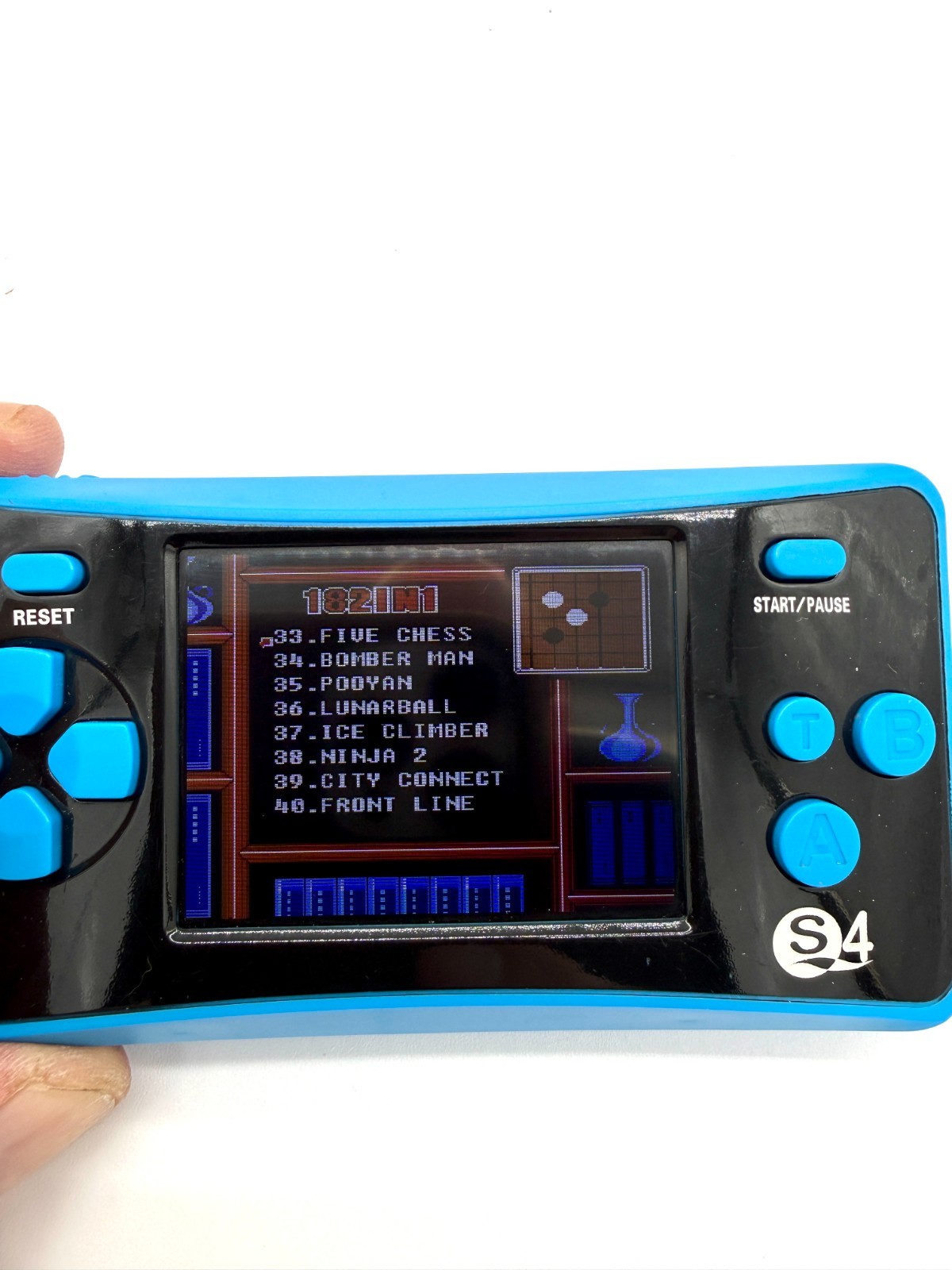 Handheld Game Console 182 Built-in Classic 8-Bit Games 2.5″ LCD Screen