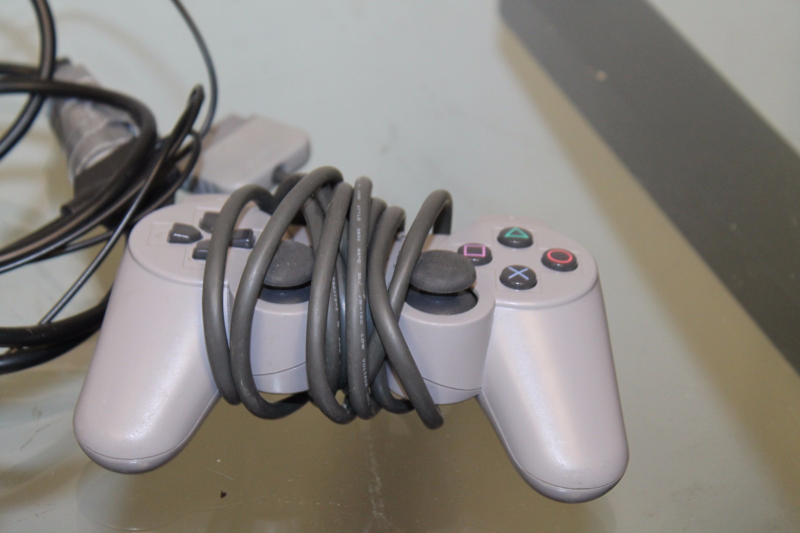 PlayStation 1 PS1 Gray Console With 1 Controller And AV Cord 6 Games Untested