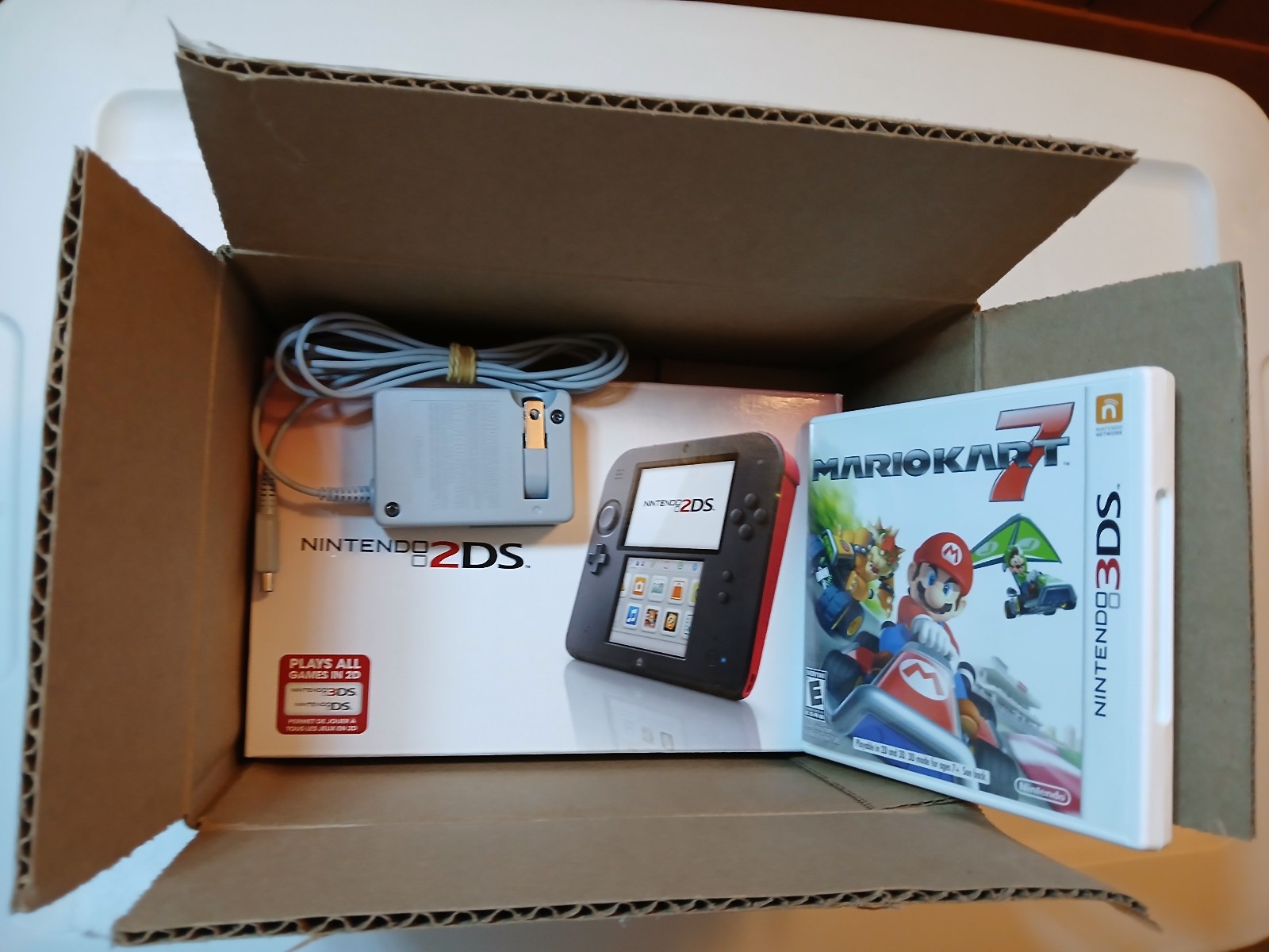 Nintendo 2DS Red/Black-Great Cond, Tested, Charger, Stylus, 4GB SD Card, MK-7