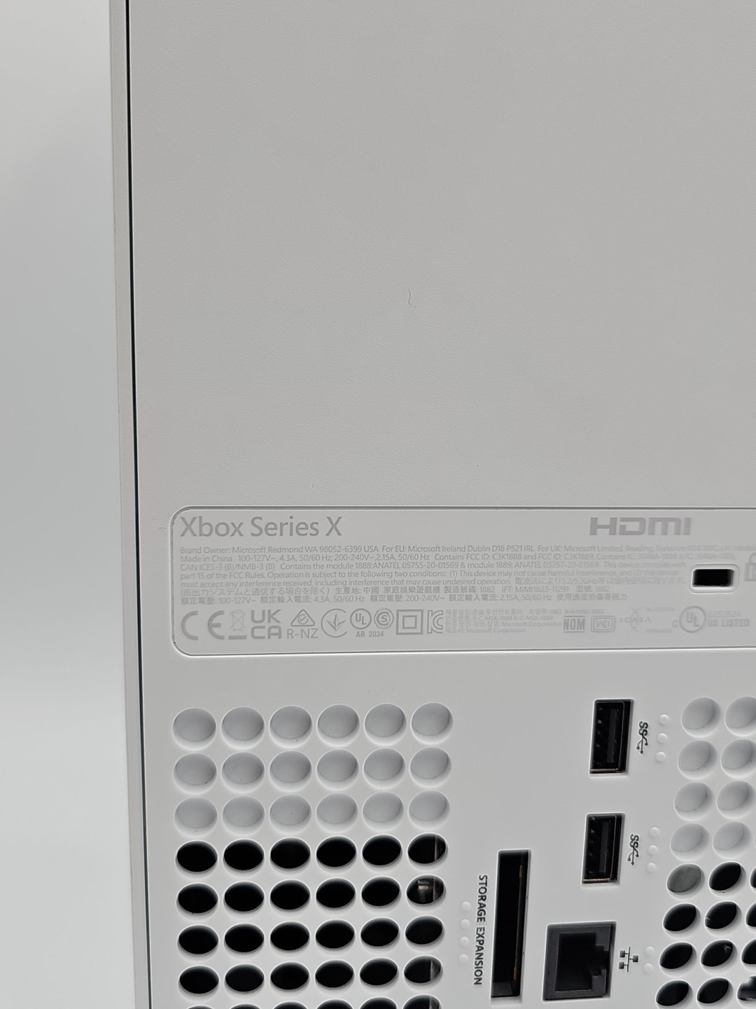 Microsoft Xbox Series X 1TB Digital Console 1882 – Elite Series 2 Controller