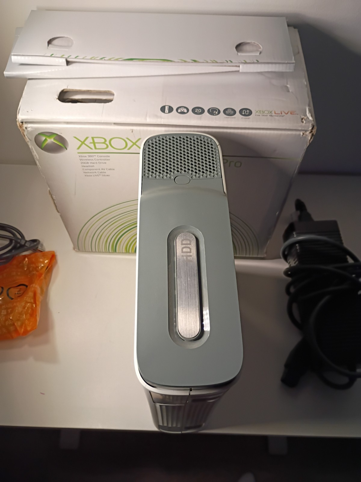 Microsoft Xbox 360 Go Pro Console 20GB Xbox LIVE Silver Power Cord /Headset