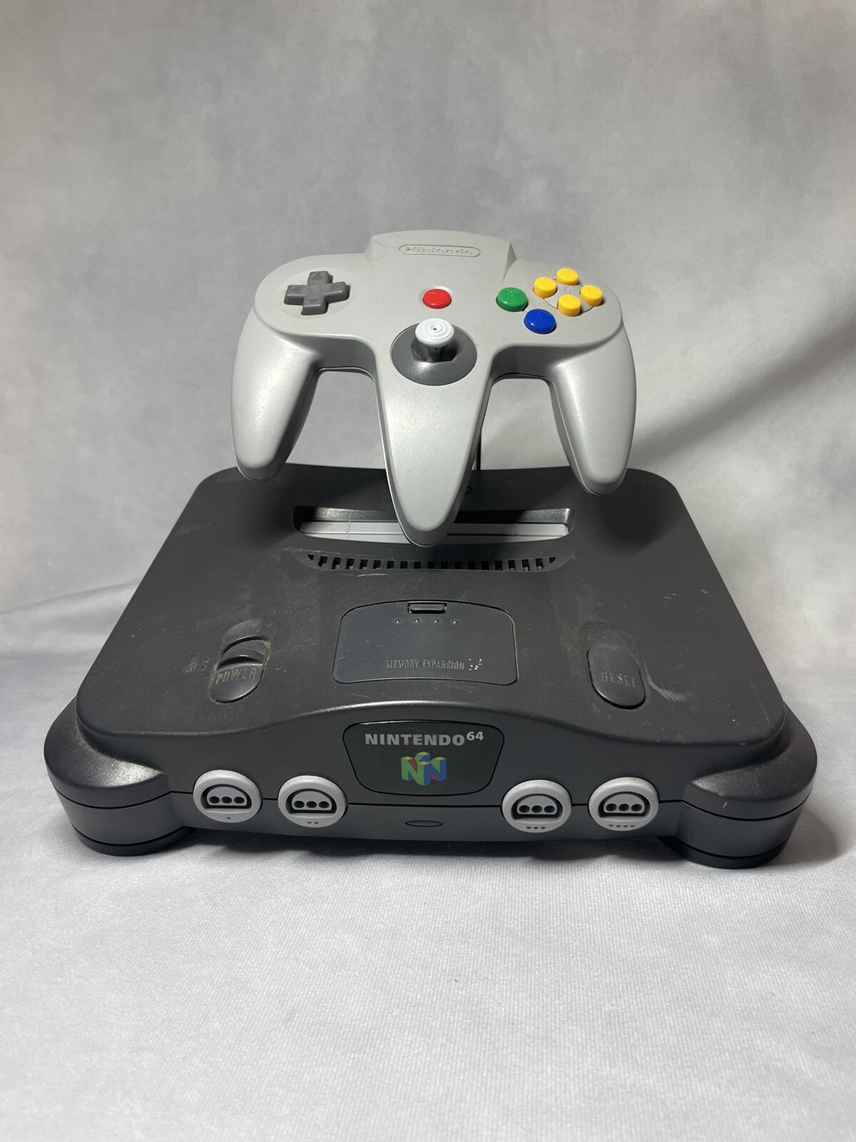 Nintendo 64 N64 Console Charcoal Grey w/ Controller & 3D Printed Display Stand