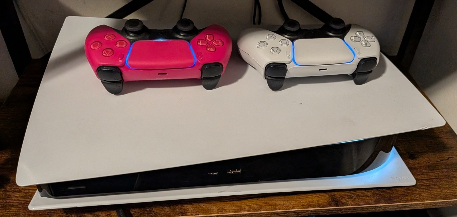 Sony PS5 Digital Edition Console – White Two Controllers – Tested – Working