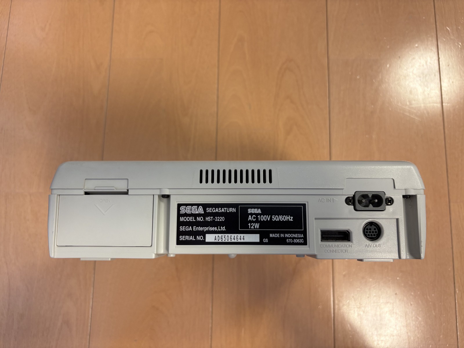 Sega Saturn White Console HST-3220 NTSC-J Japan Tested / 1 Games