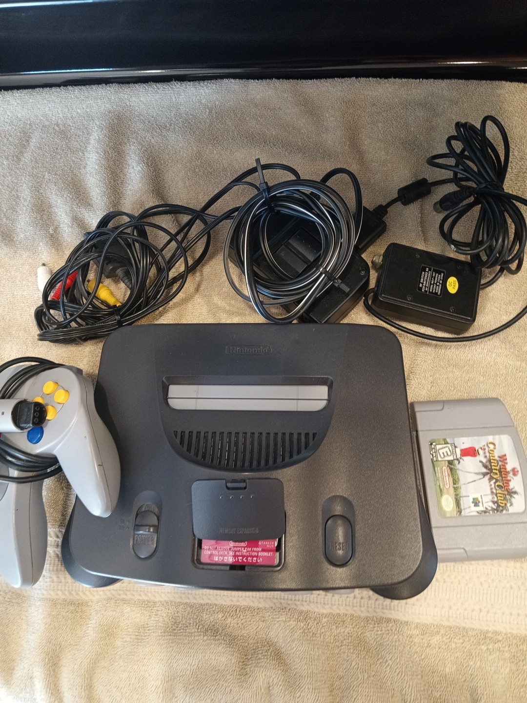Nintendo 64 Console Bundle – Tested and Working All Cables Including RF Cable