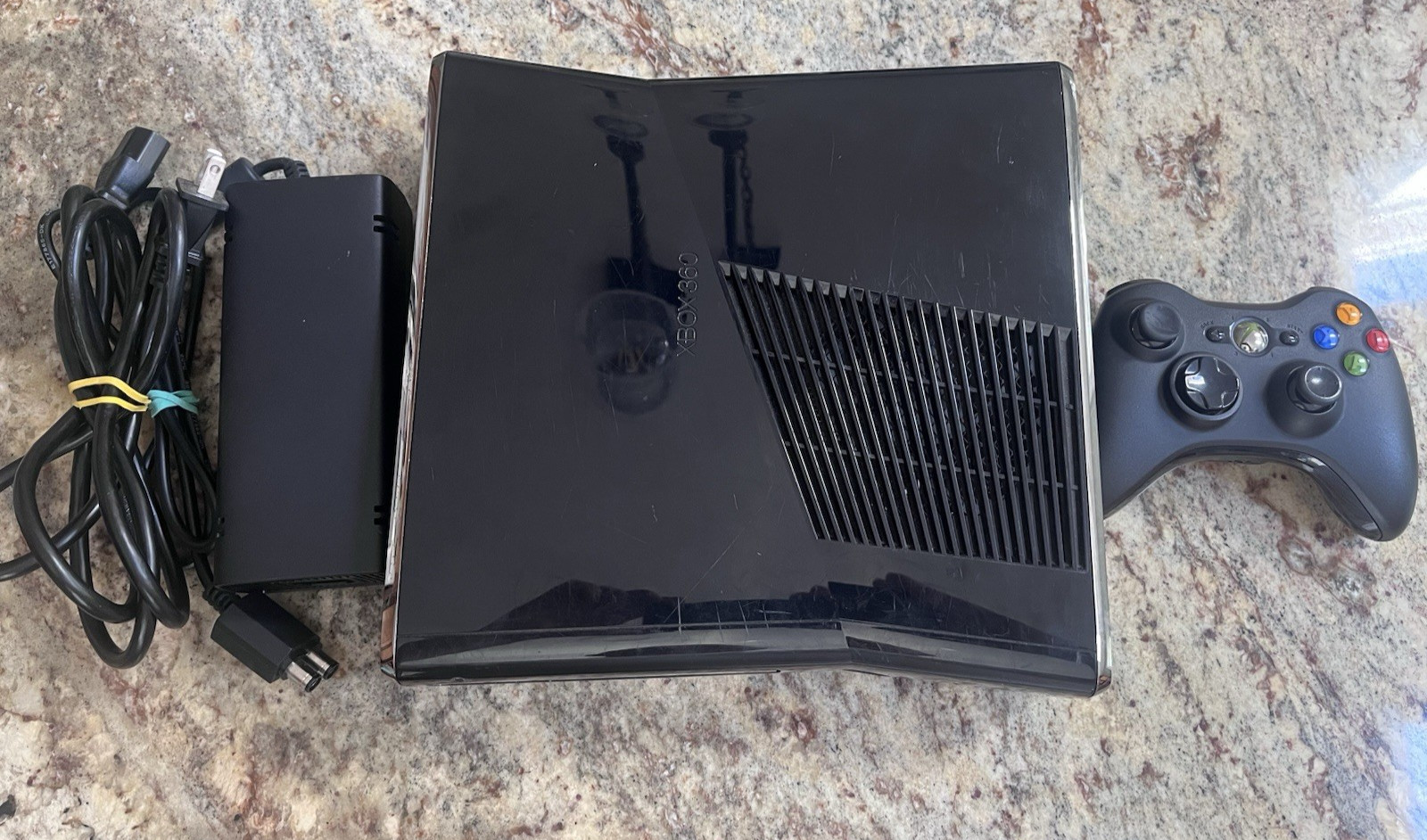 Microsoft Xbox 360 S Slim 250GB Console System + Controller – Tested Working