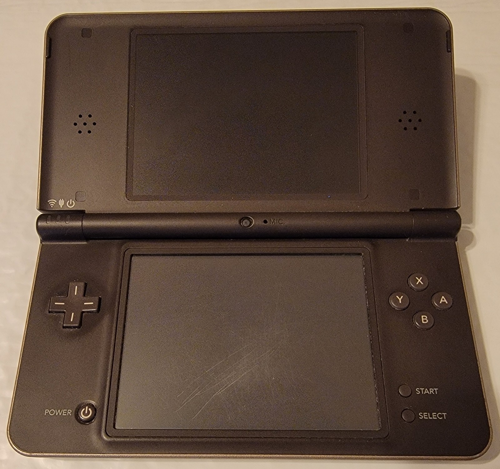 Nintendo DSi XL Bronze w/ Charger & 5 Games Mario 64 DS & New Super Mario Bros