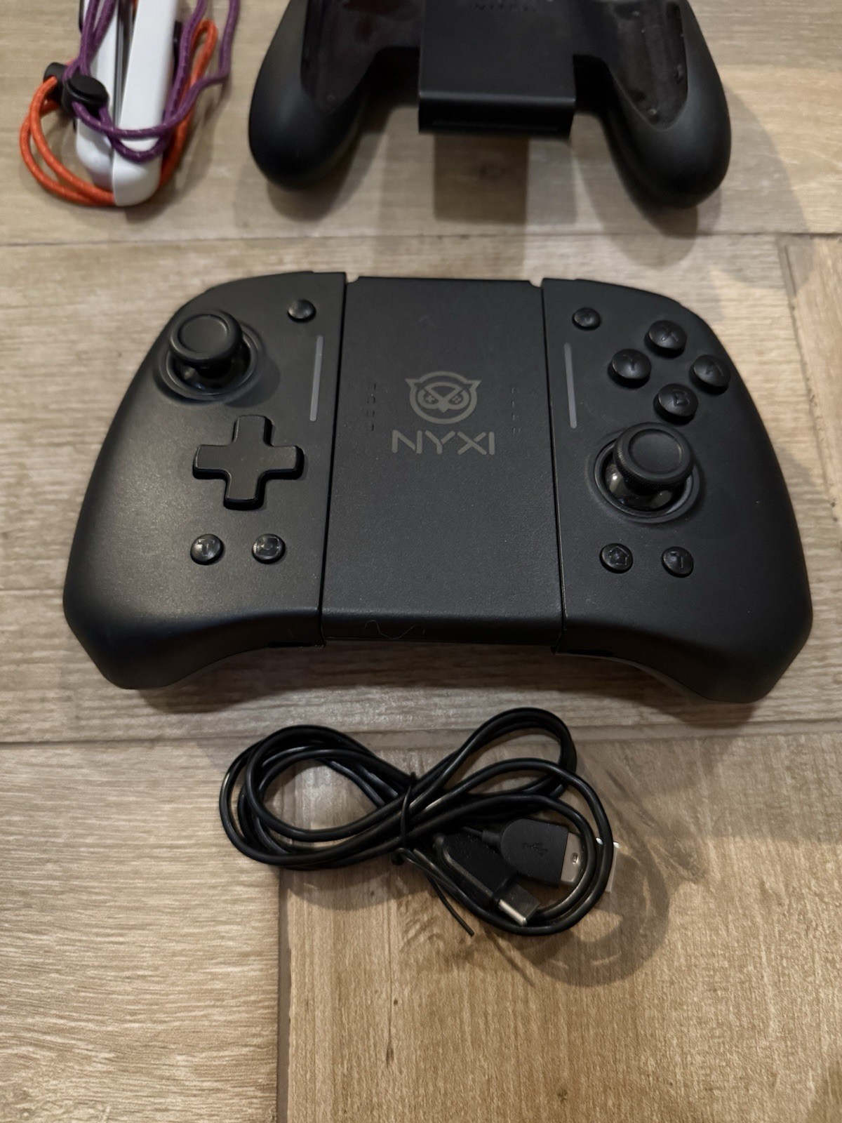 Nintendo Switch Oled Scarlet And Violet Edition + Extra Controller + Game