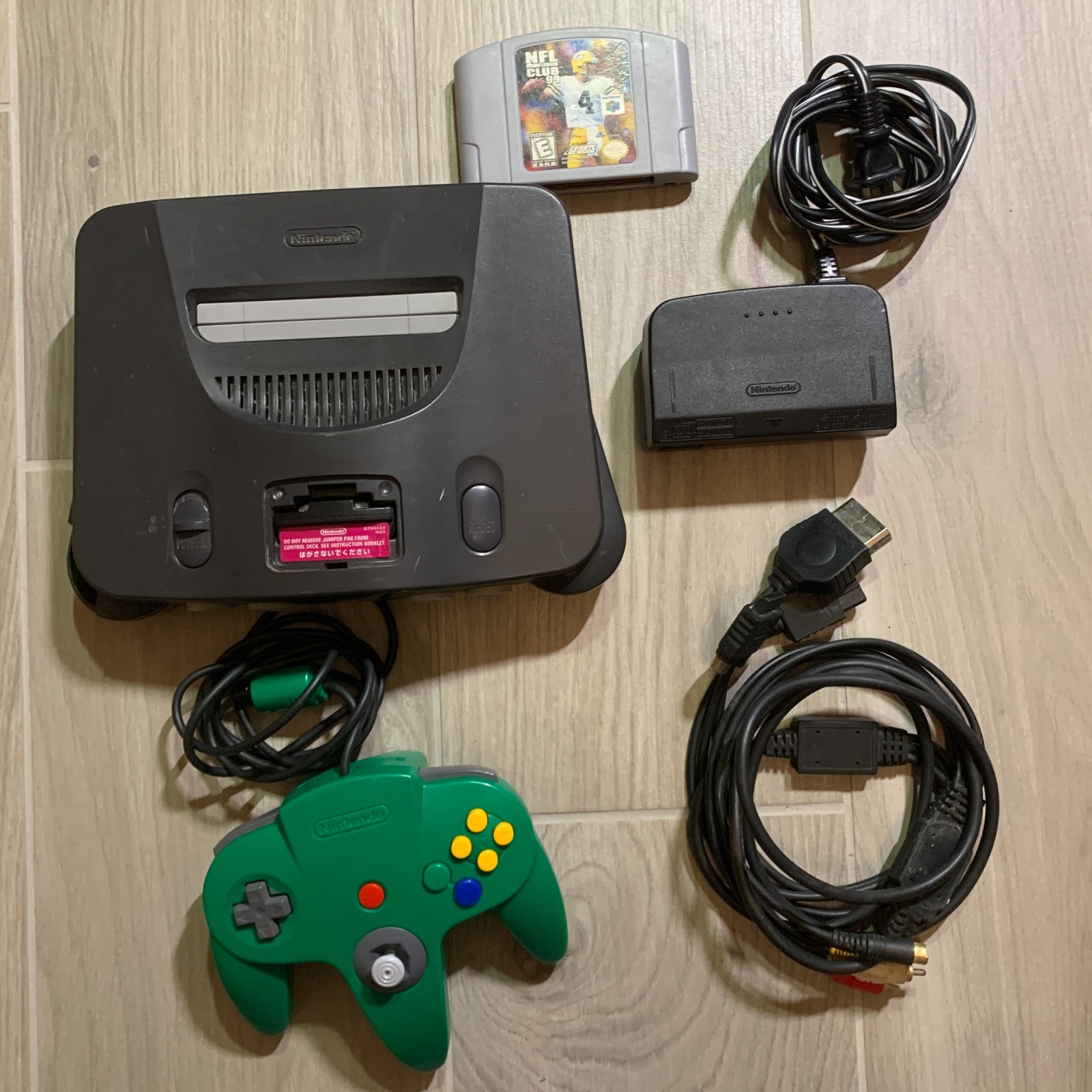 Nintendo 64 N64 Chipped Console System Bundle Controller Cables Tested/Working