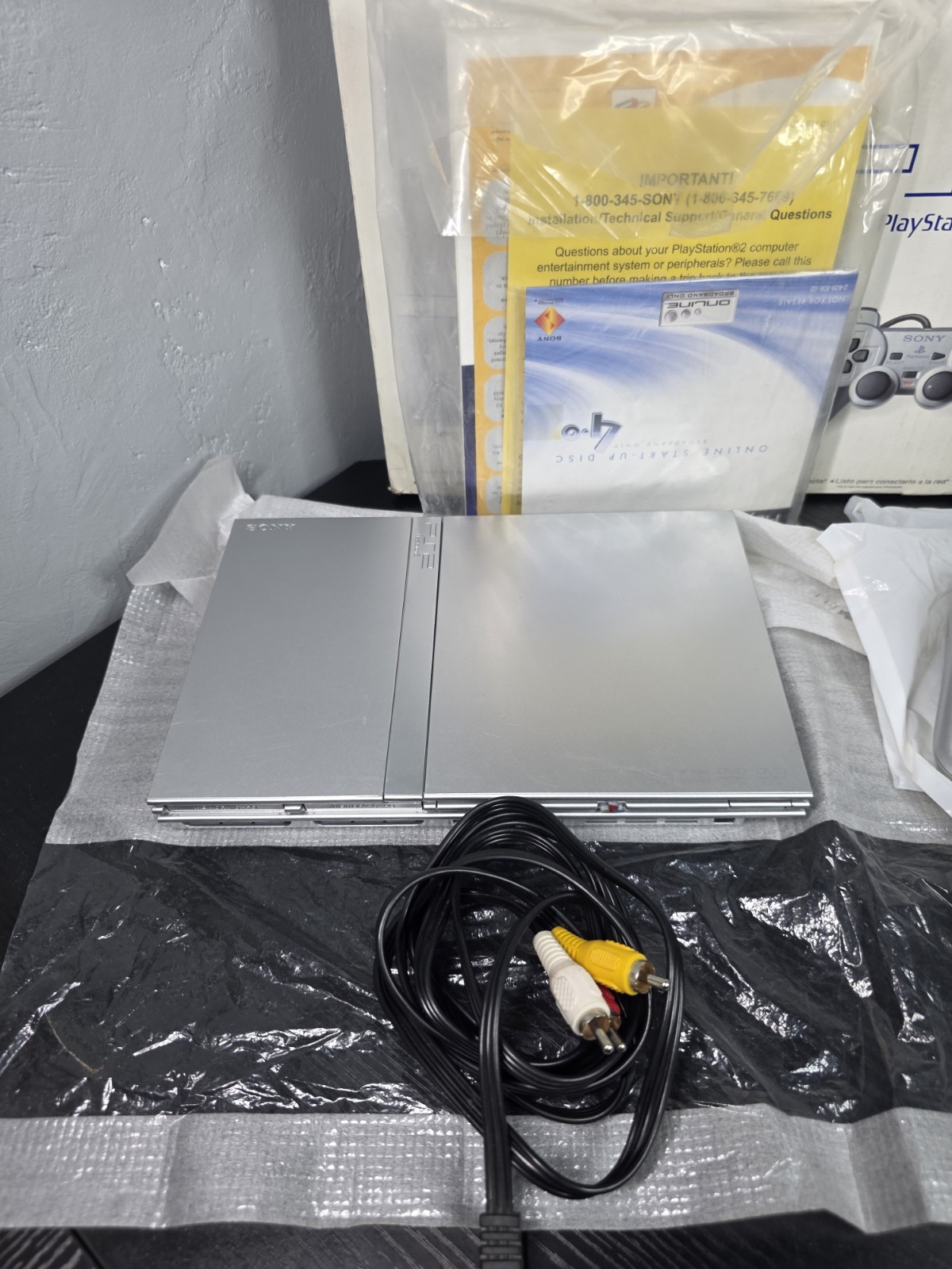 PS2 Slim Satin Silver PLAYSTATION 2 Console SCPH-77001 (Read DESCRIPTION)