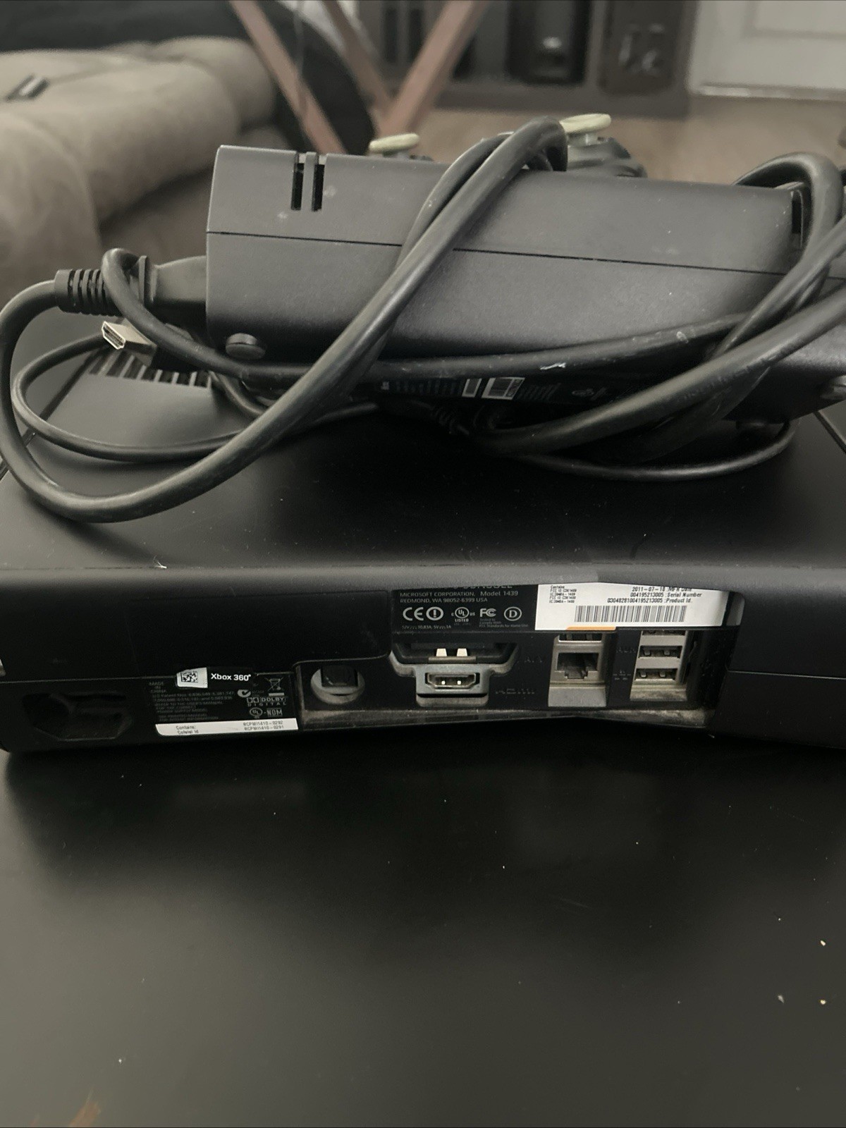 Xbox 360 S 320GB PLEASE READ DESCRIPTION FOR IMPORTANT DETAILS!!