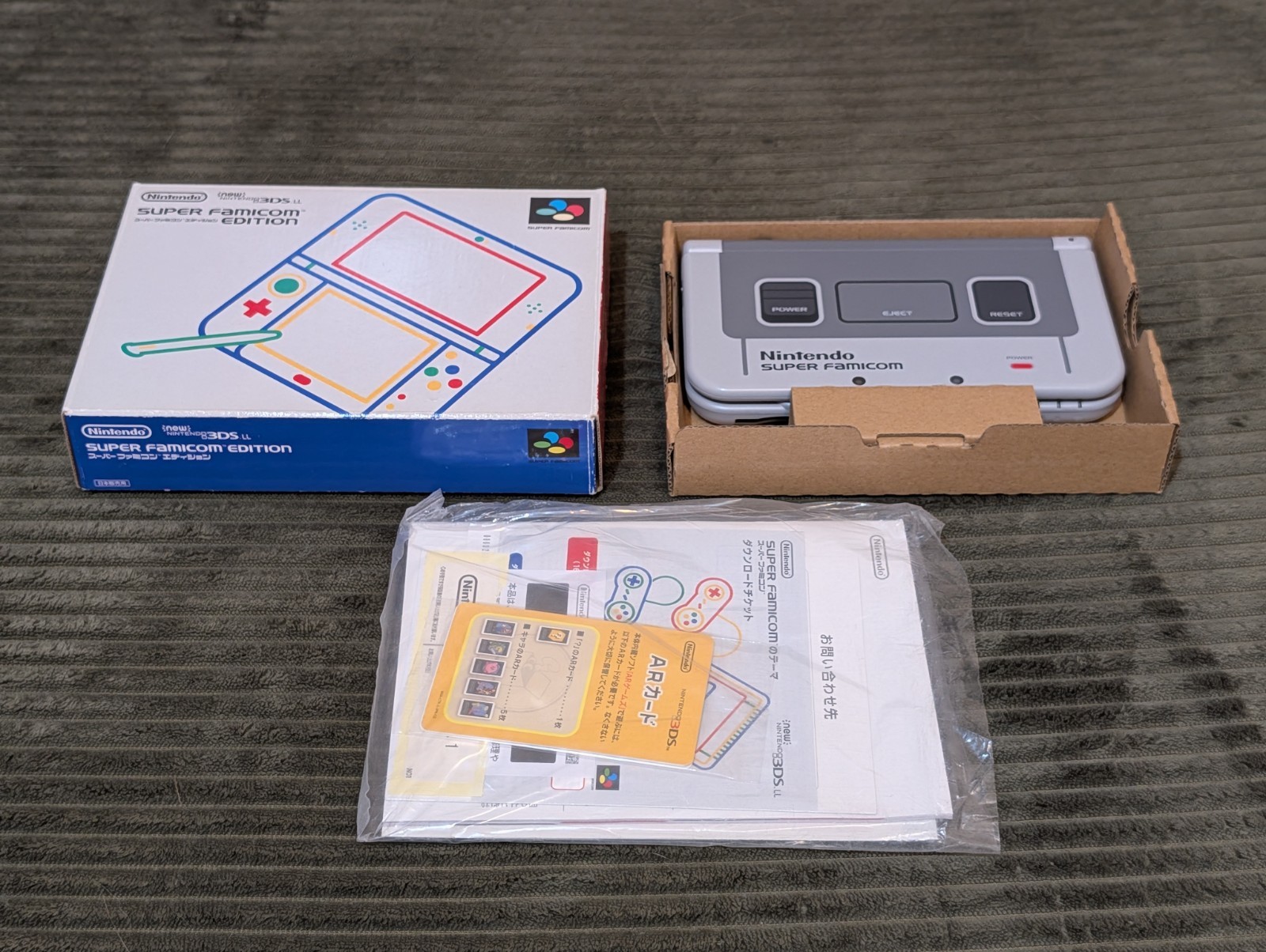 New Nintendo 3DS LL Super Famicom Edition Complete in Box [NTSC-J]