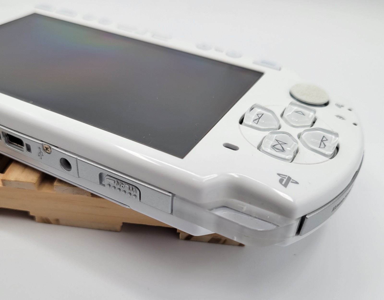 Sony PSP-2001 White Darth Vader Special Edition Tested Works Disc Tray Off Track
