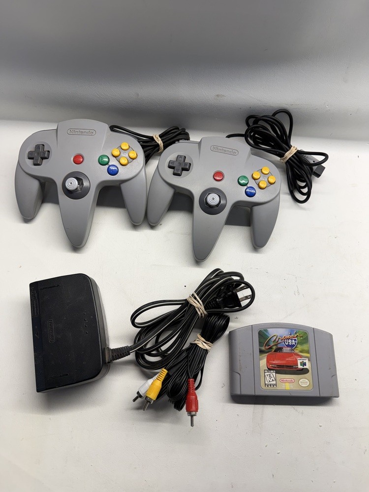 NINTENDO NUS-001(USA) 64 FOREST GREEN WITH CONTROLLERS AND ALL CORDS