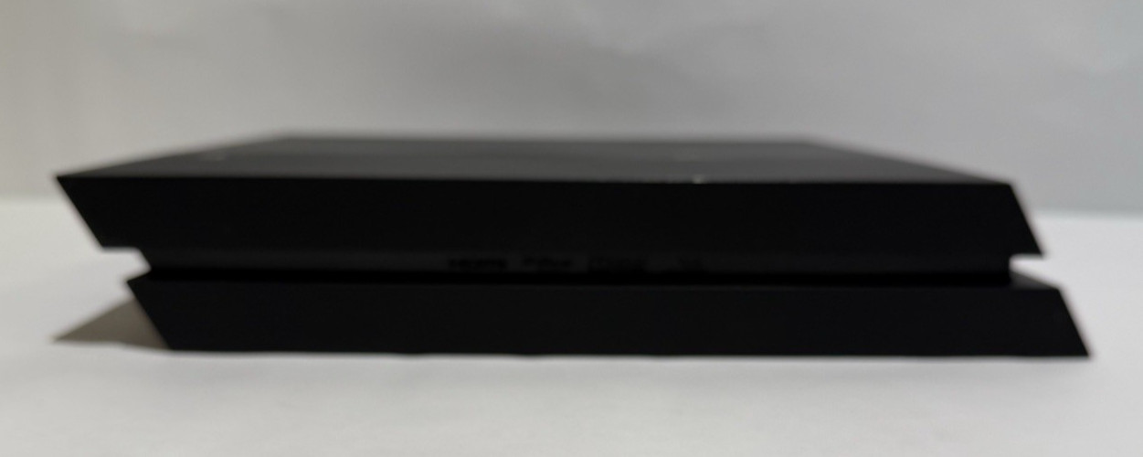 Sony PlayStation 4 PS4 Original Console CUH-1215A Black 500GB w/ Cords + Cont.