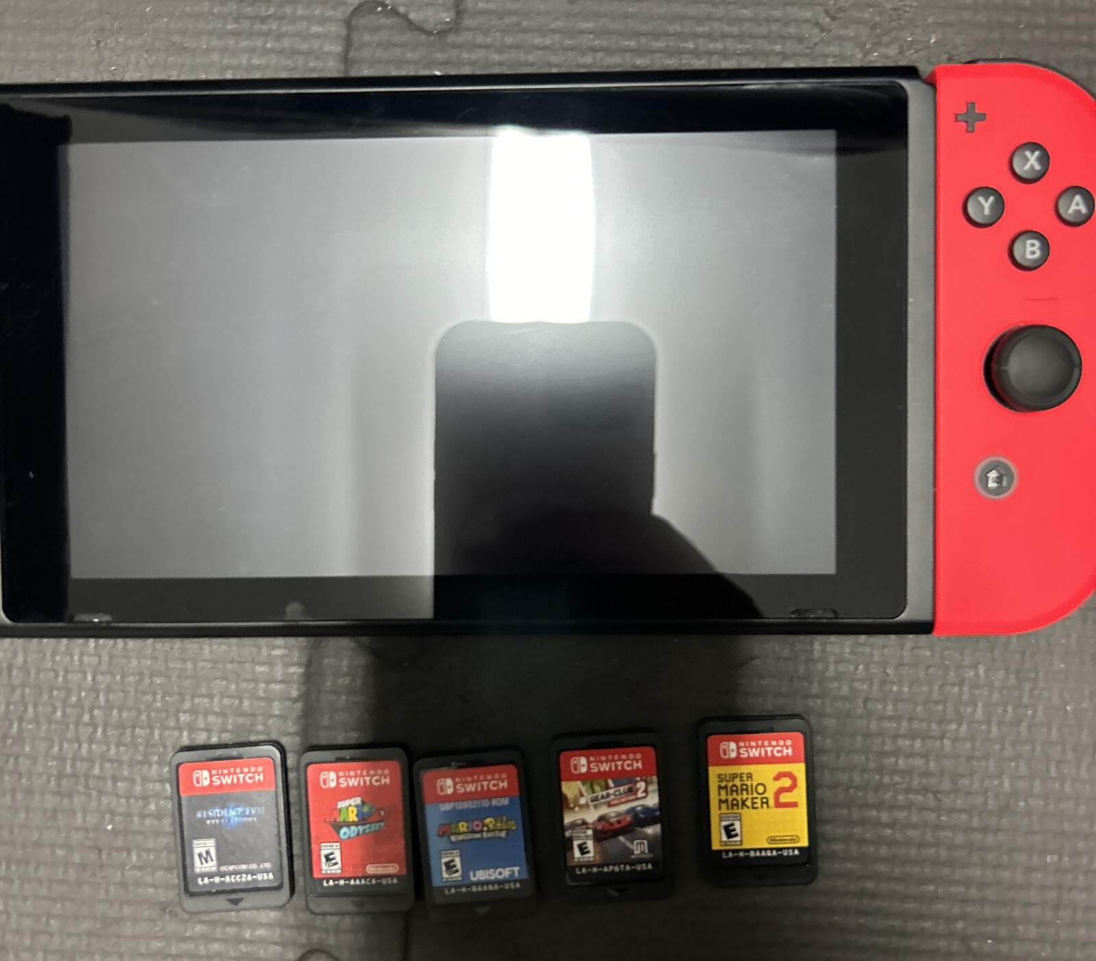 NintendoSwitch HAC-001 32GB Console + 5 Switch Games