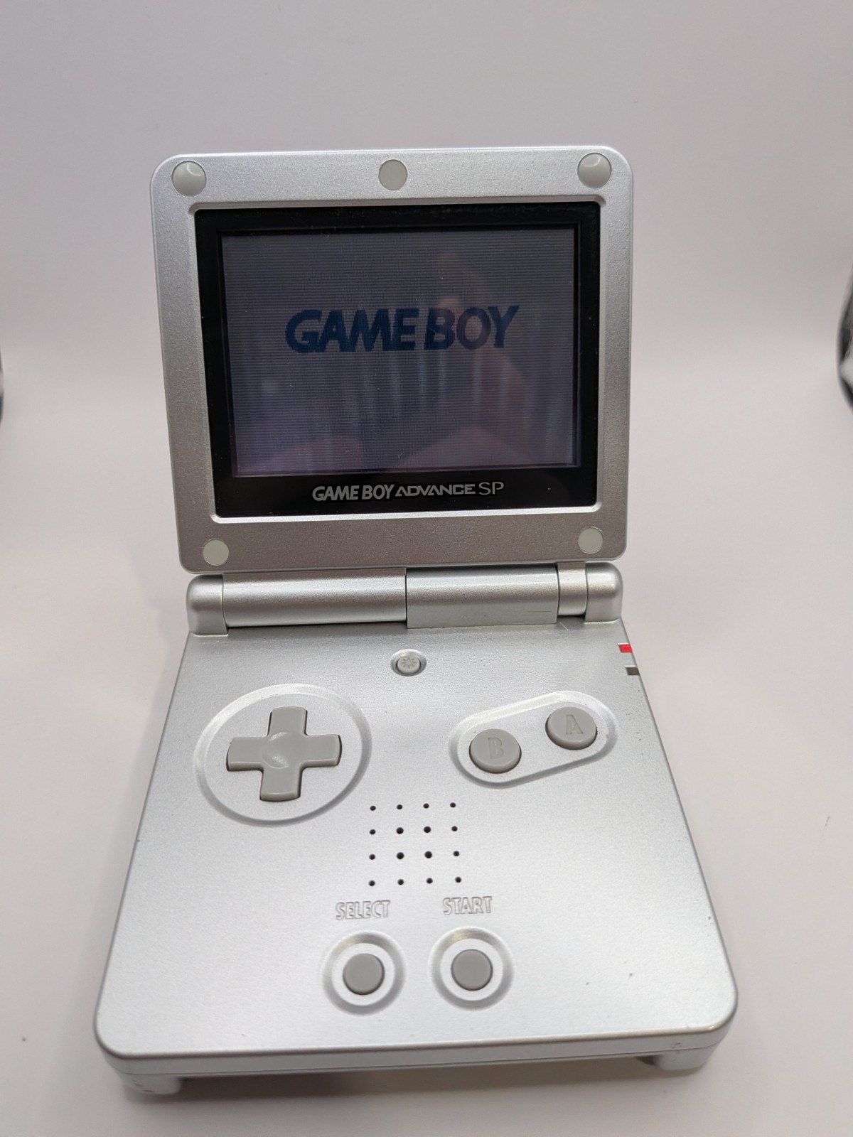 Nintendo Gameboy Advance SP AGS-001 – Silver – Tested & Works