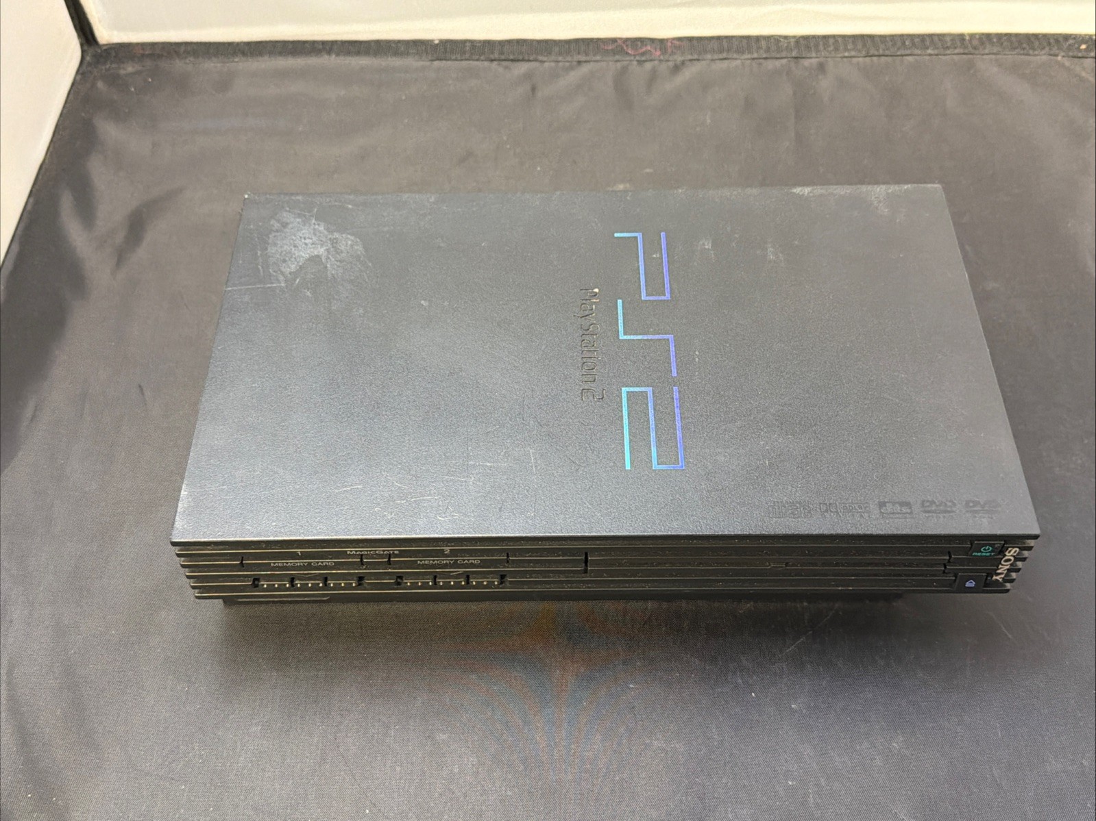 Sony PlayStation 2 SCPH-30001 PS2 Fat Console Only Parts/Repair Powers On