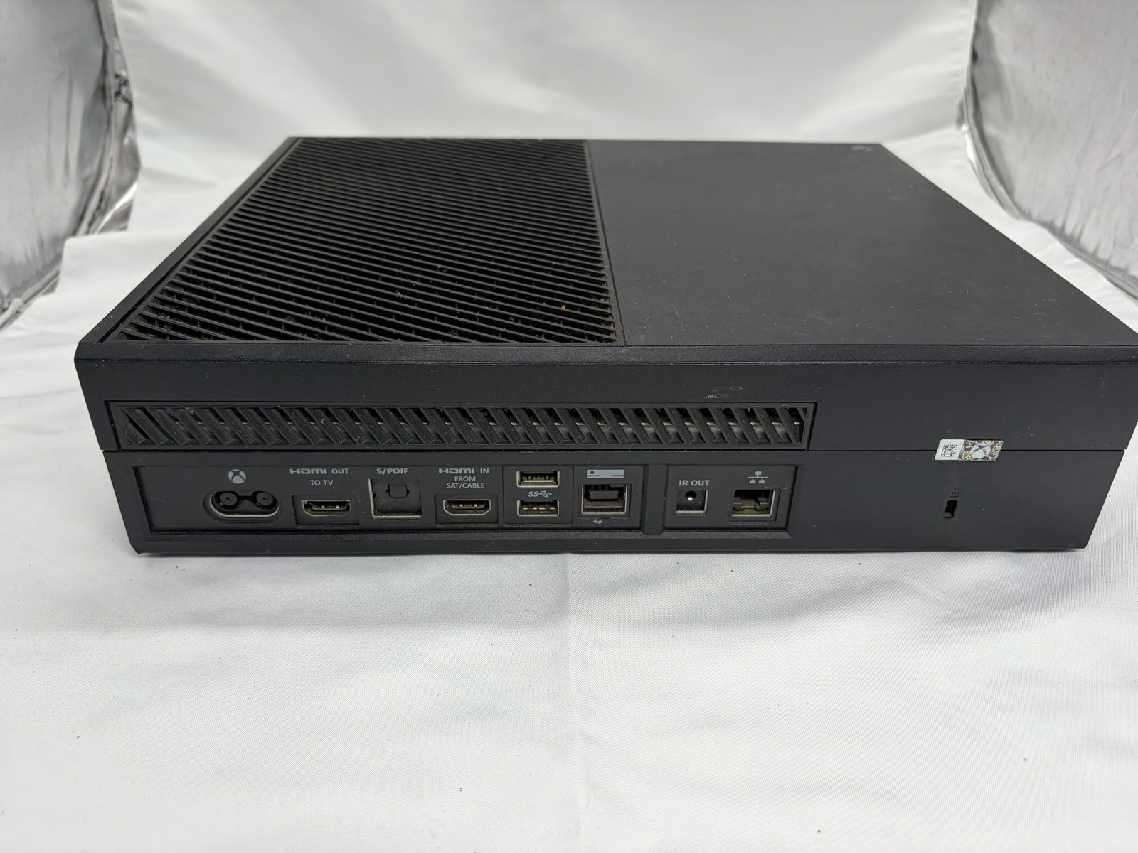 Microsoft Xbox One 500GB Console FOR REPAIR/FOR PARTS ONLY