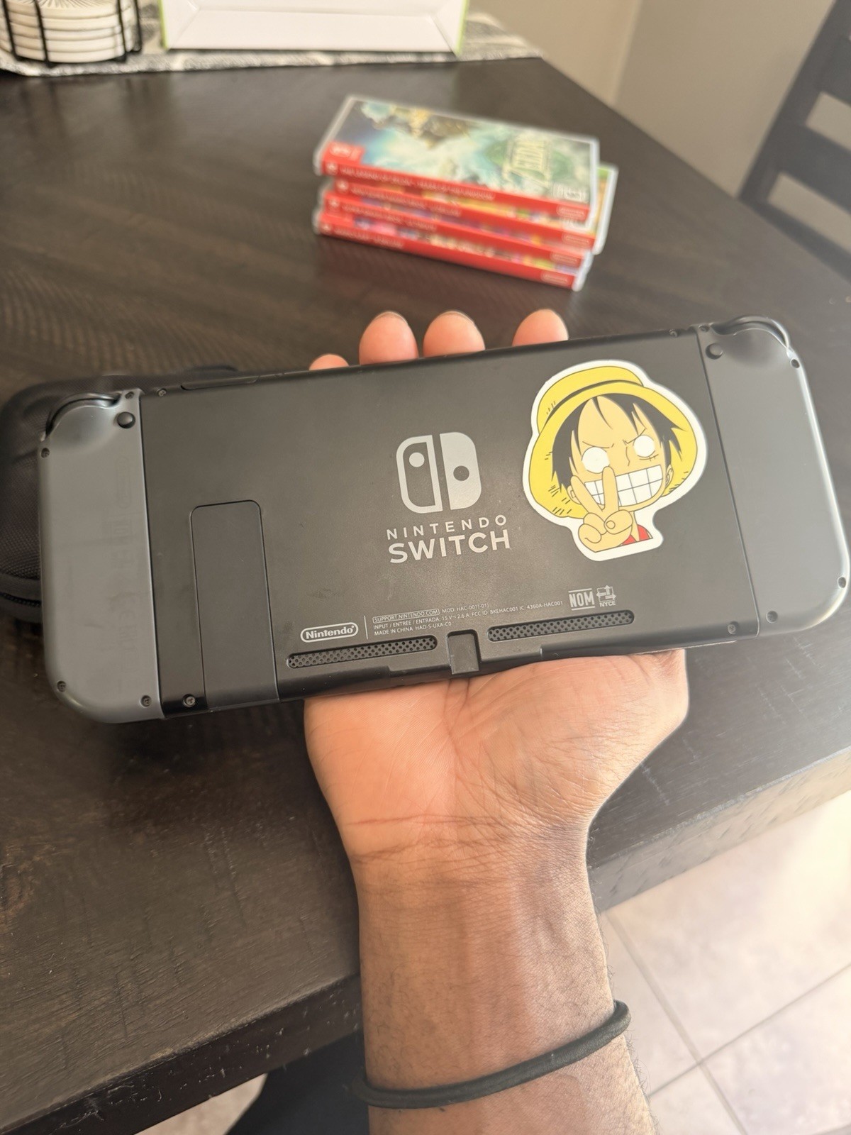 Nintendo Switch Bundle: Dock, AC, HDMI, tomtoc Case , 4 Games + 128 GB SD card