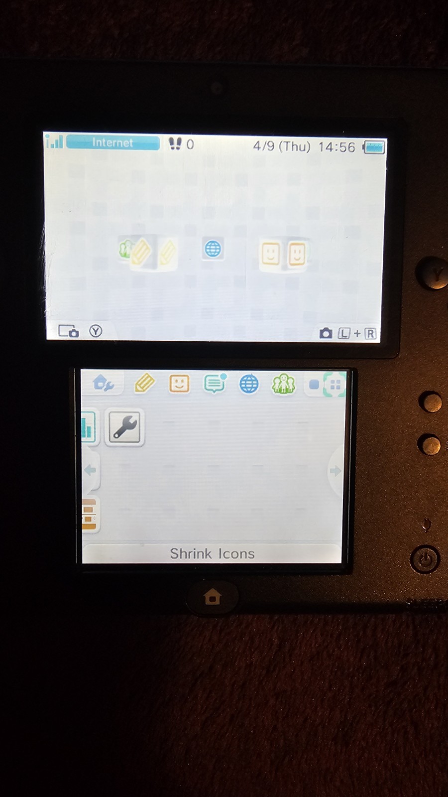 Blue/Black 2DS W/ 4GB SD, Styles, Charger, Hard Shell, & 208in1 Game Cart