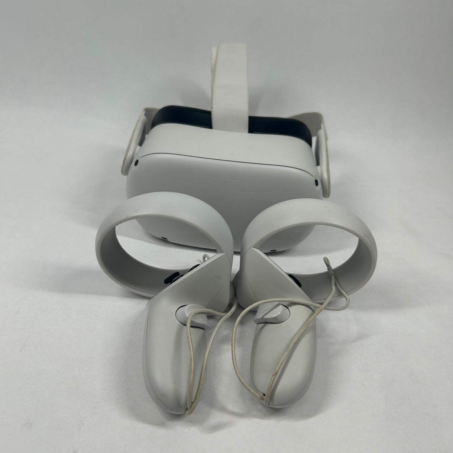 Meta Quest 2 64GB Standalone All-in-One VR Headset KW49CM