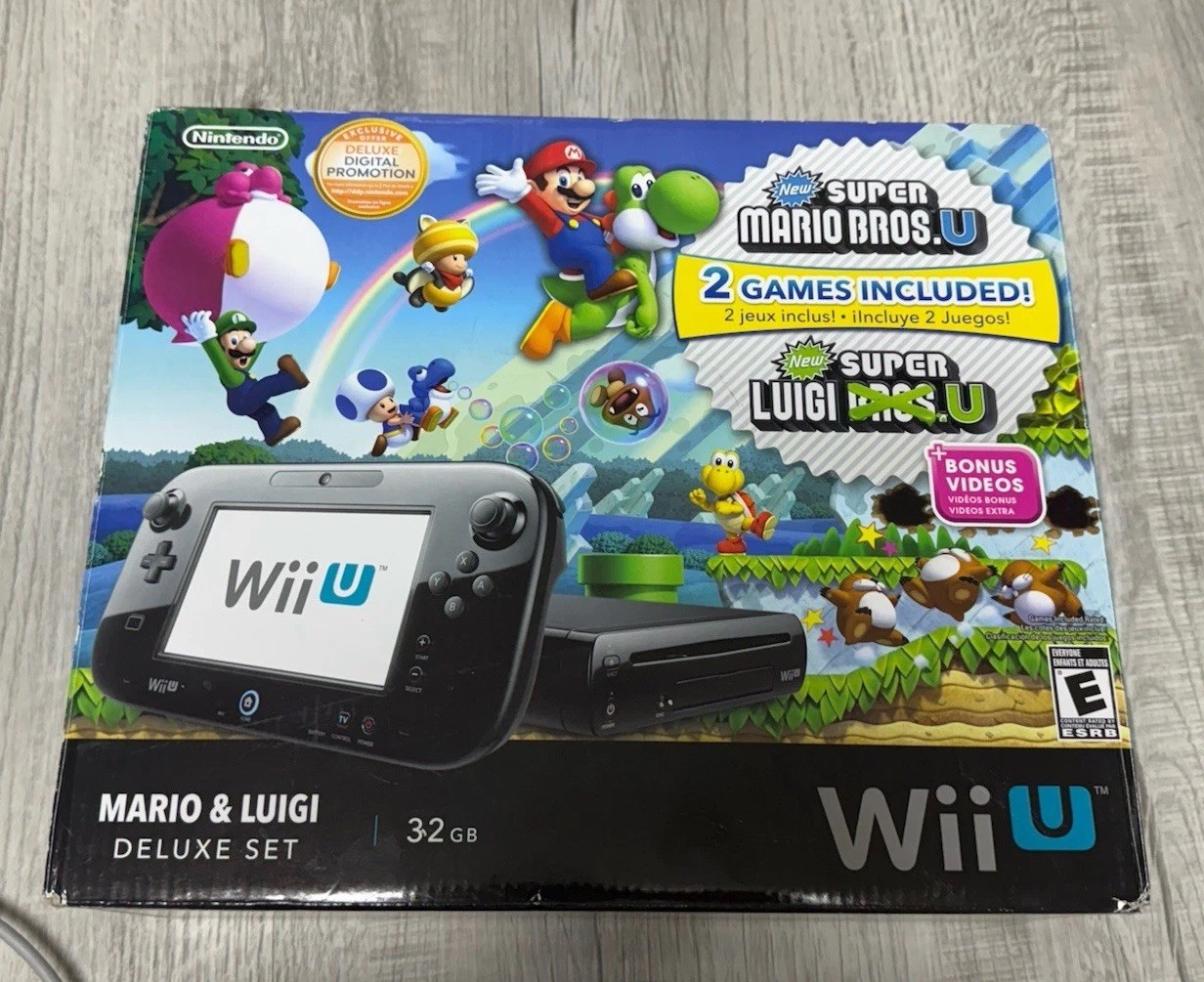 Nintendo Wii U 32GB Mario U & Luigi U Deluxe Set Complete In Box Tested Working