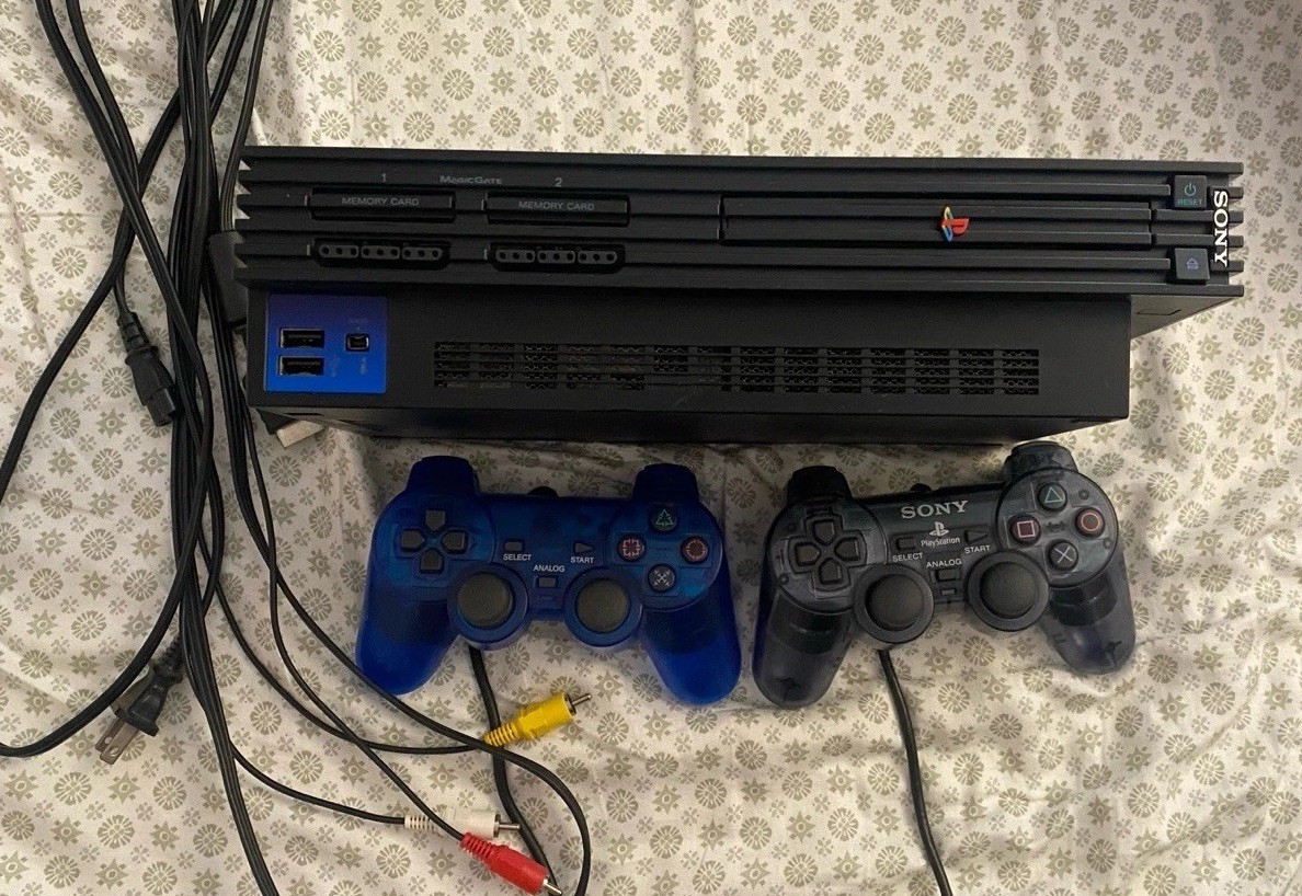 Sony PlayStation 2 Console – Black (SCPH-39001)