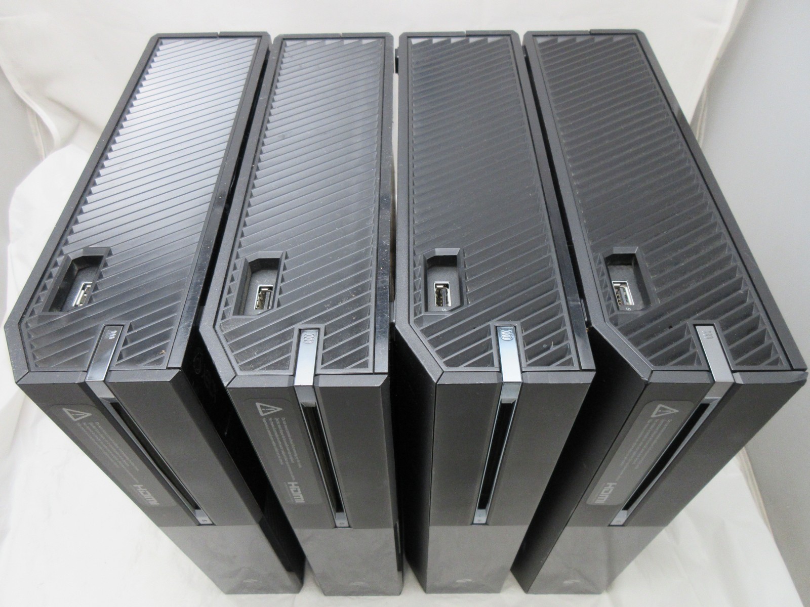 Lot of 4 Microsoft XBox One Model 1540 : Black Console Only : Grade C