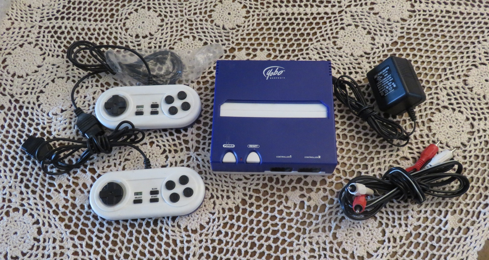 YOBO FC Game Console w/ 2 Controllers, AV & Power Cables NES Clone PURPLE *Nice*