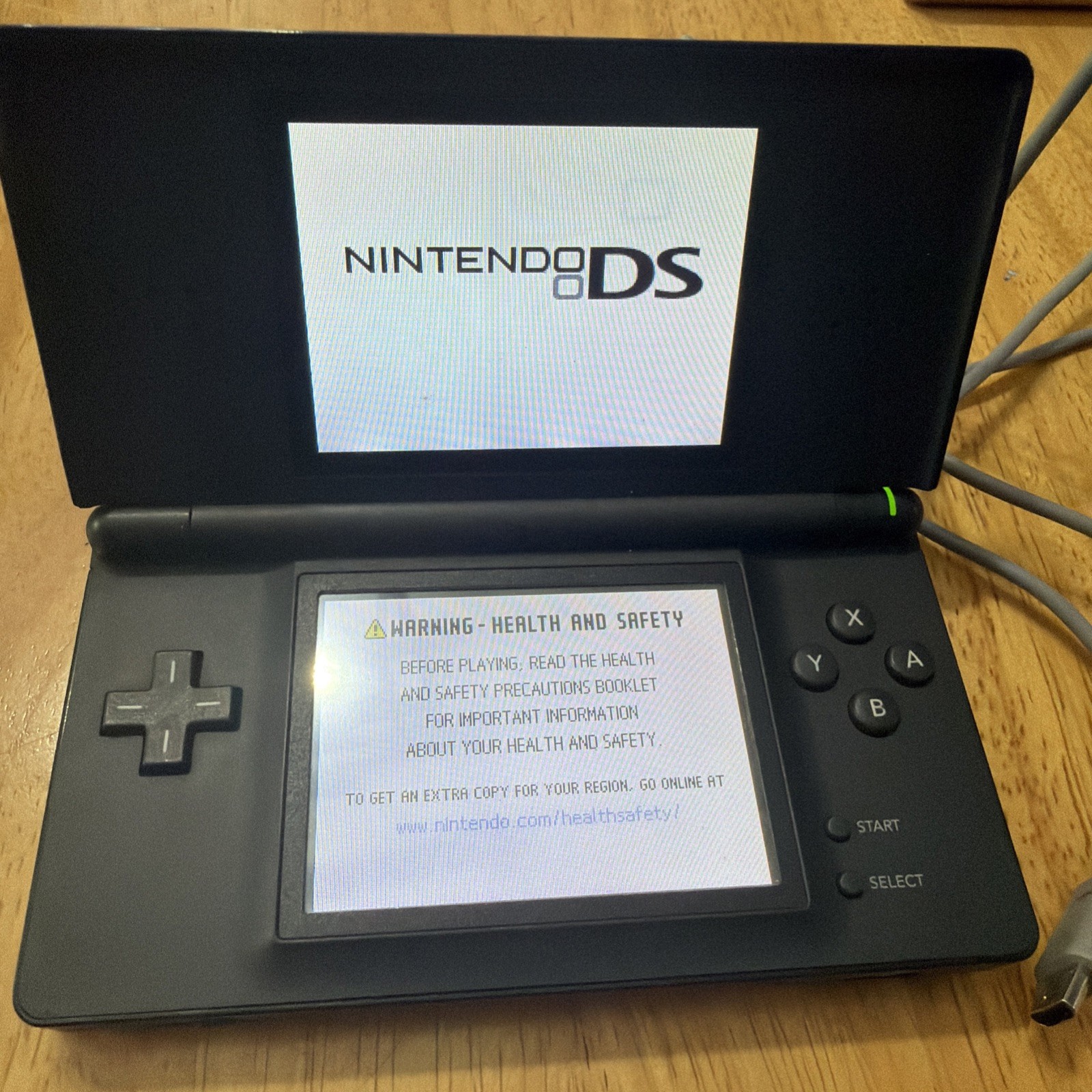 Nintendo DS Lite Cobalt Blue Black Handheld System With Charger & Stylus