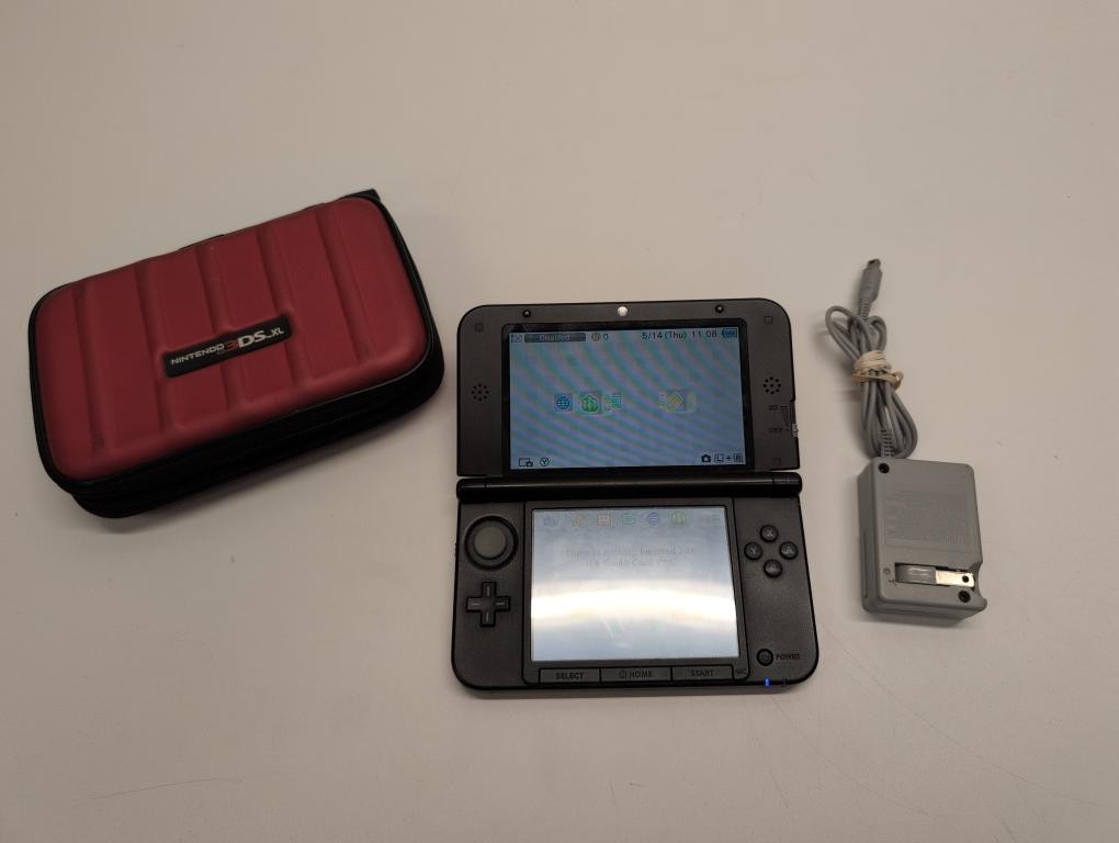 New ListingNintendo 3DS XL Handheld Gaming System SPR-001 (P03065416)