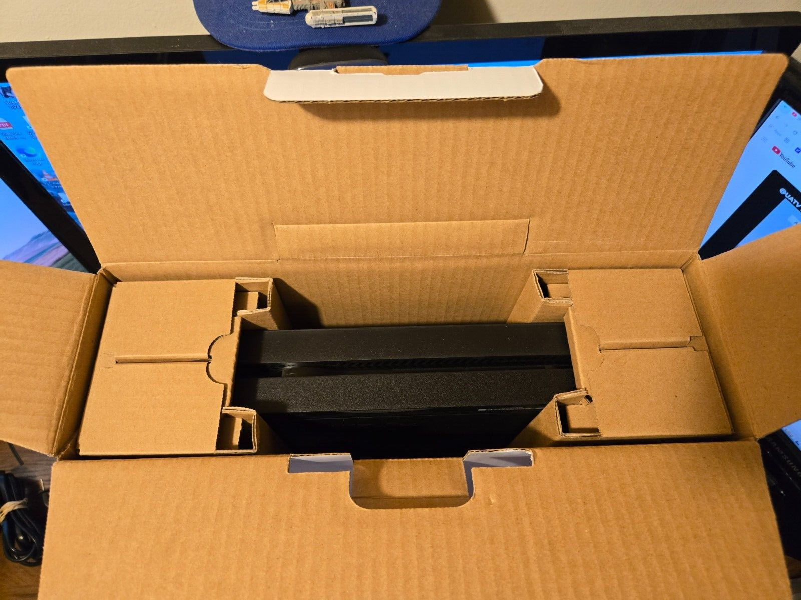 Sony PlayStation PS4 Fat Console With OEM Controller In Box
