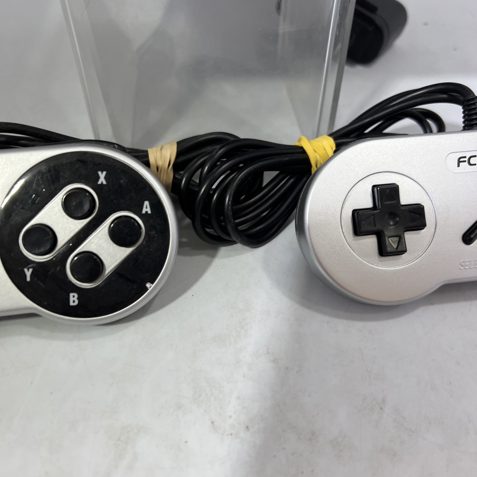 Retro-Bit Retro Duo Twin Video Game System Silver/Black 2 Controllers #ML