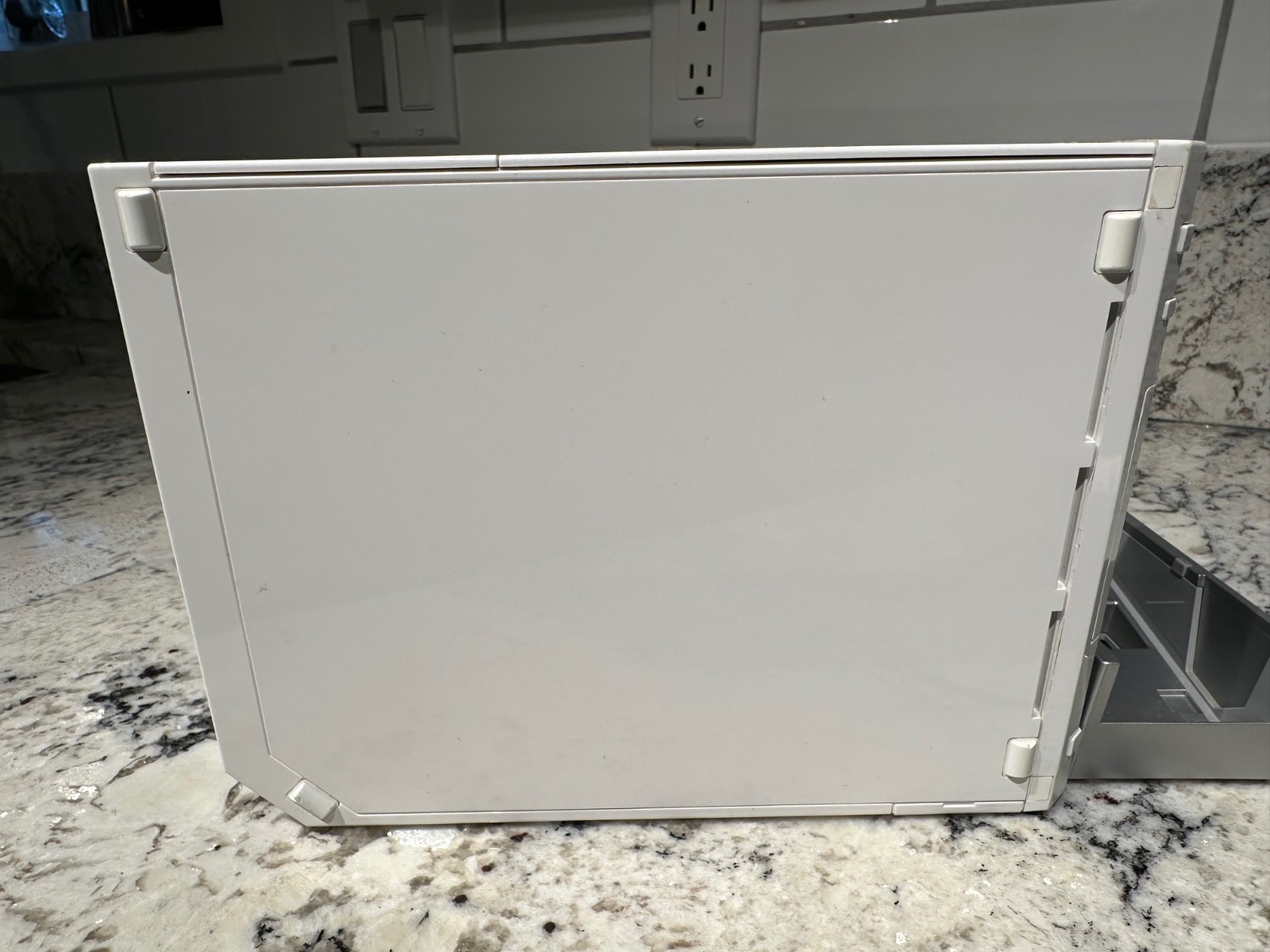 NINTENDO Wii Console Bundle RVL-001 w/ Manuals, Power Supply & AV Cables TESTED