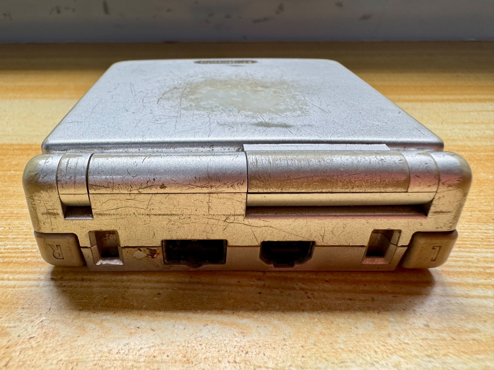 Nintendo Gameboy Advance SP AGS001 Ice Metallic Silver Handheld System Console