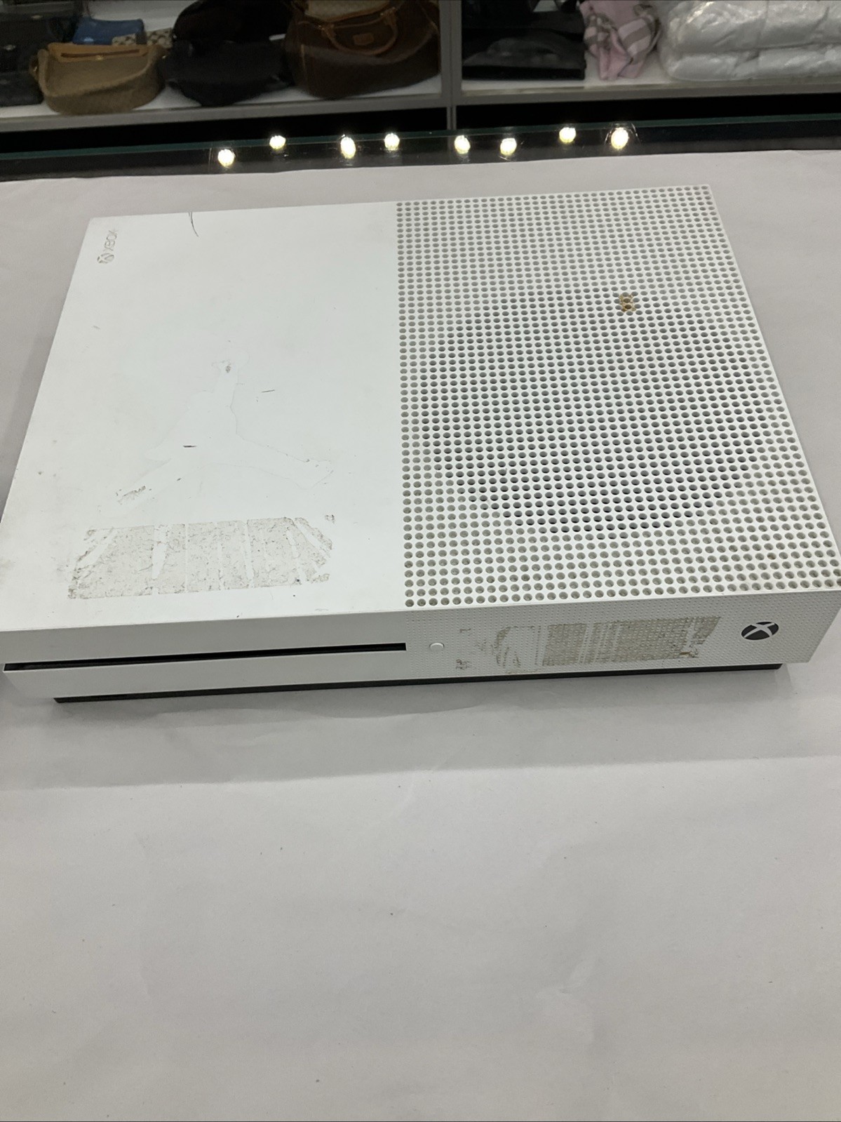 Microsoft Xbox One S White Home Console HDMI Model 1681 Controller