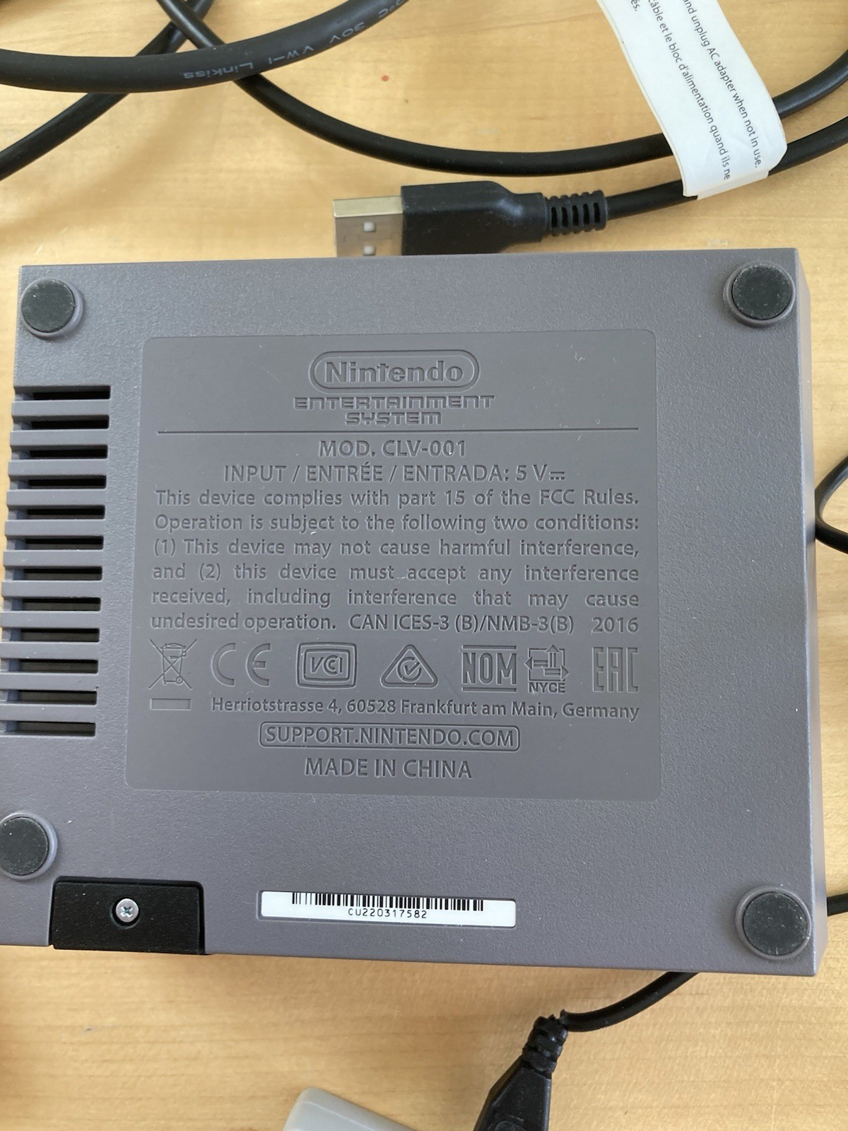 Nintendo CLV-001 NES Classic Edition Console Gaming System Gray Works
