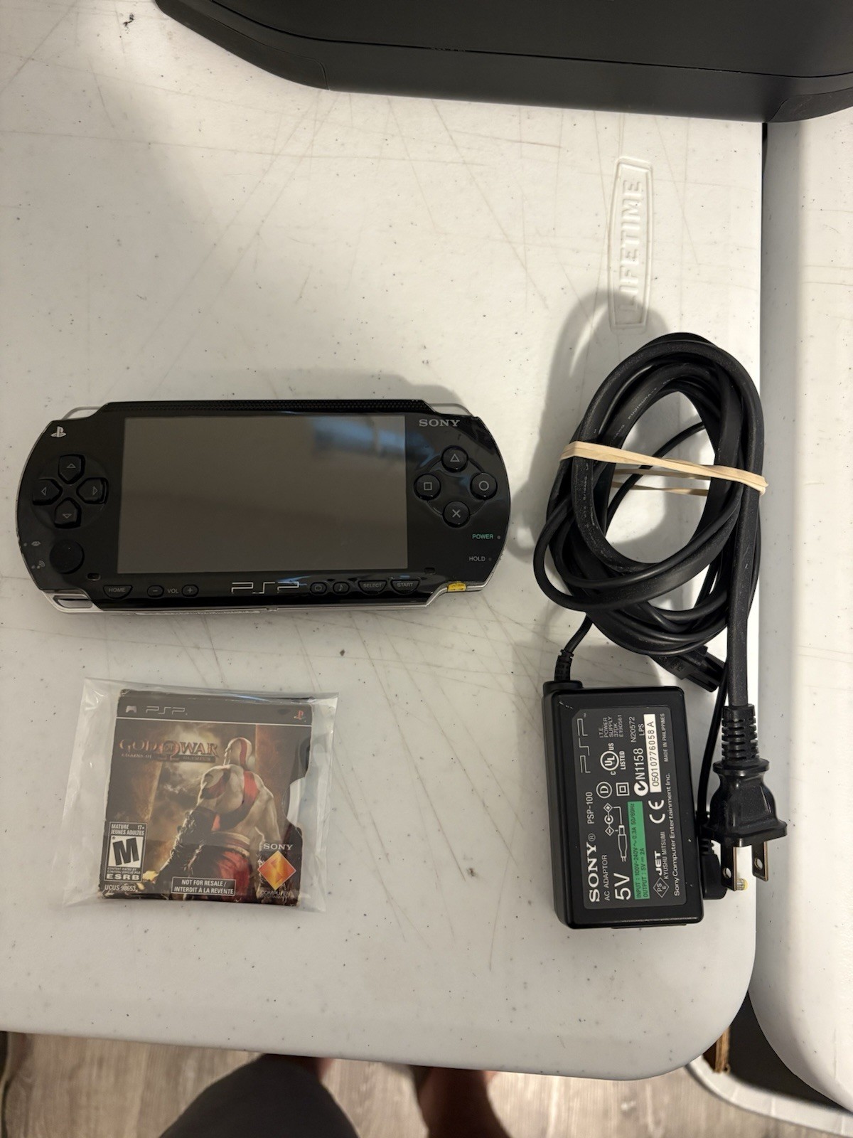 Sony PSP-1000 32MB Handheld Console in Piano Black *No Battery* God Of War