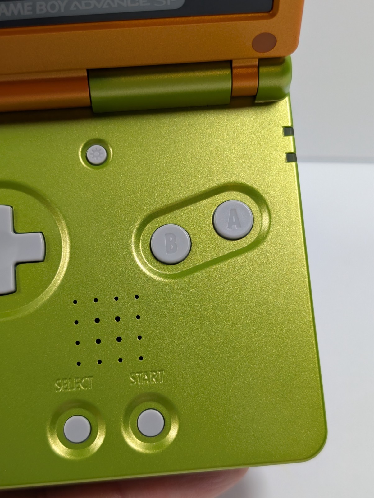 Nintendo Game Boy Advance SP GBA SP Lime Green & Orange Shrek Edition AGS-001