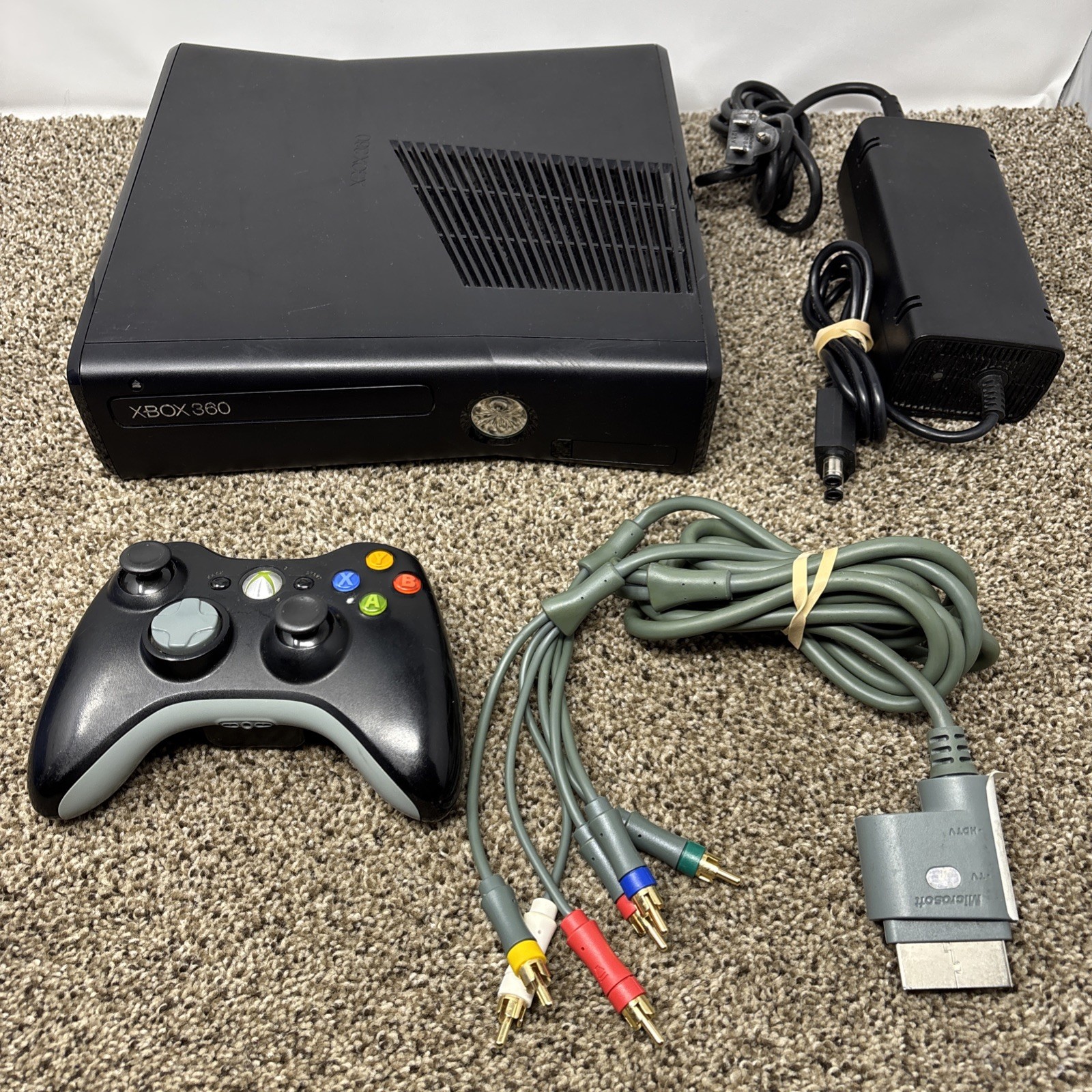 Microsoft Xbox 360 S Black 4GB Console Bundle Lot With Oem Controller Tested