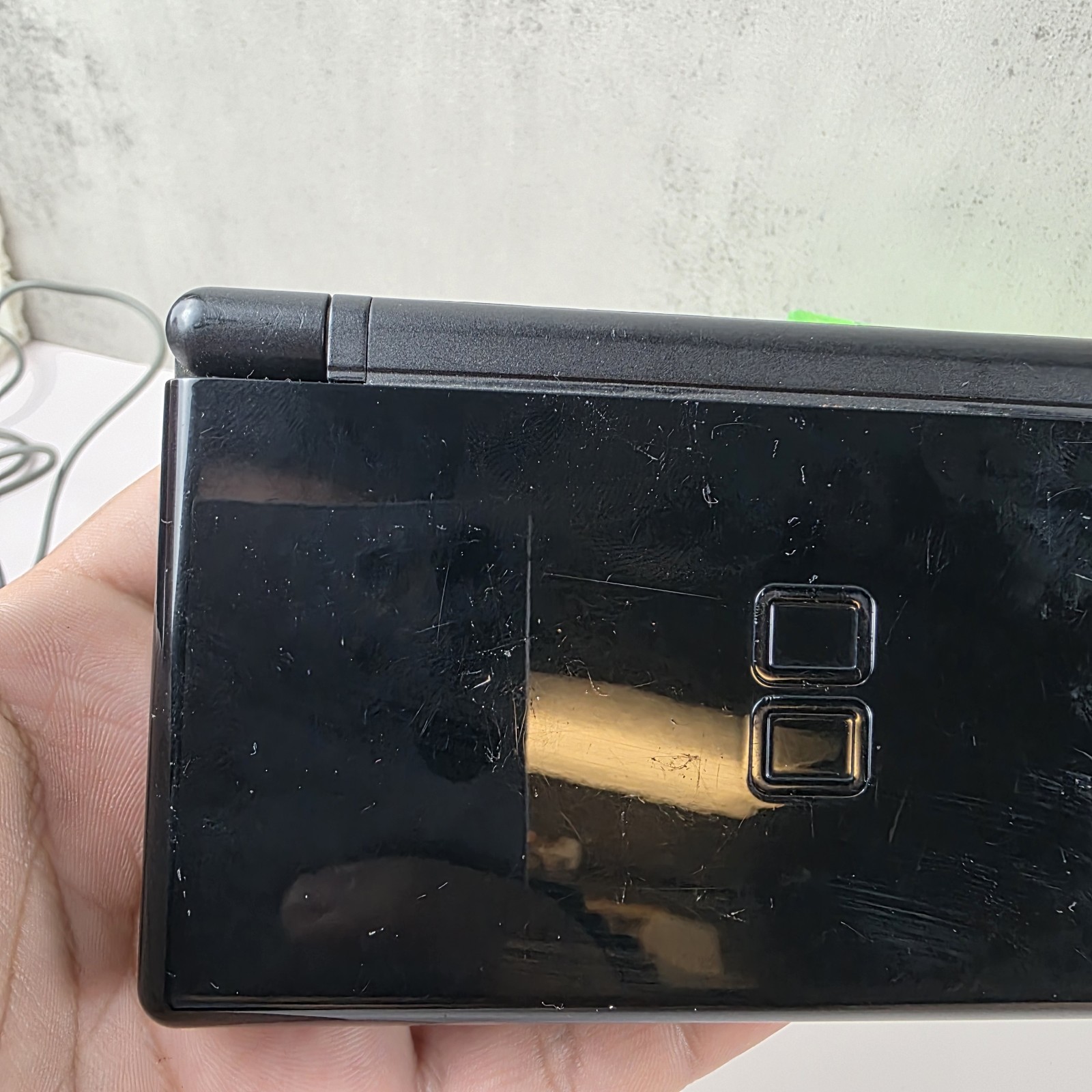 Nintendo DS Lite Black Handheld System USG-001 – Broken Screen Hinge