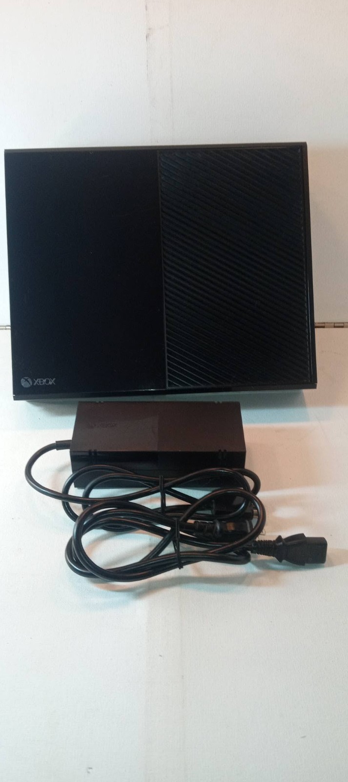 Xbox One Console 500GB 1540 Blu-ray games loaded tested works great 1540