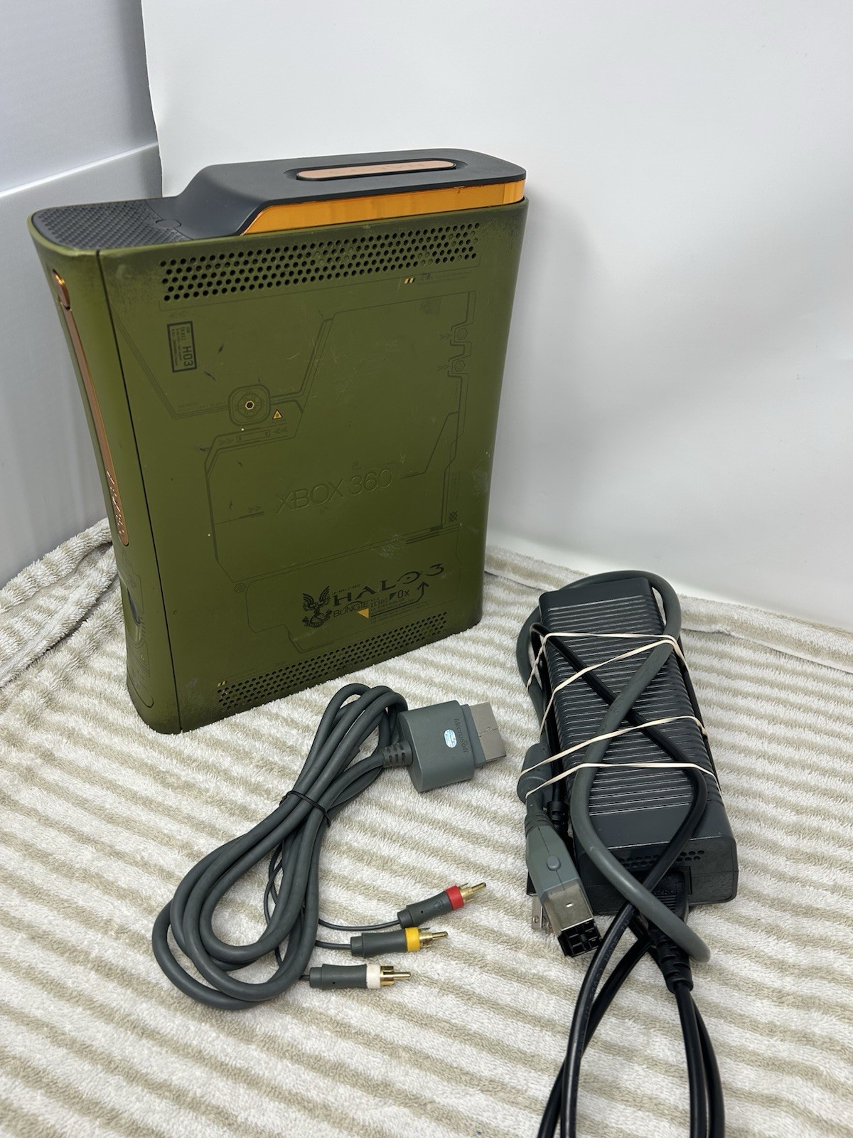 Microsoft Xbox 360 Halo 3 Special Edition With Power And Av Cord! Tested! Read!!